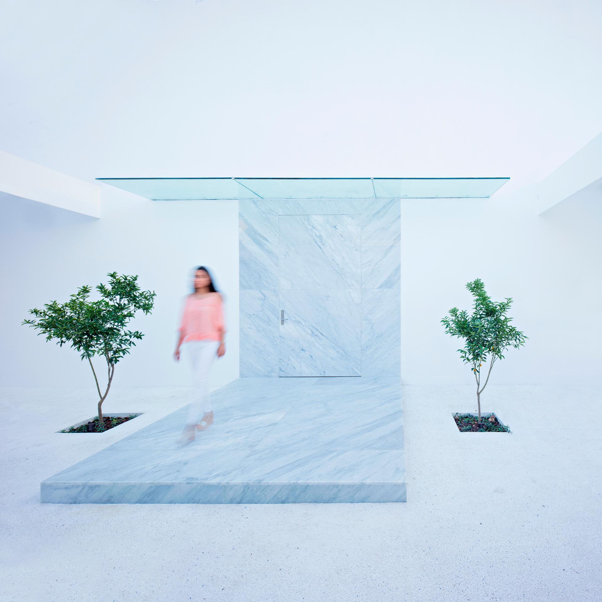 Domus Aurea by GLR Arquitectos + Estudio Alberto Campo Baeza - image 4