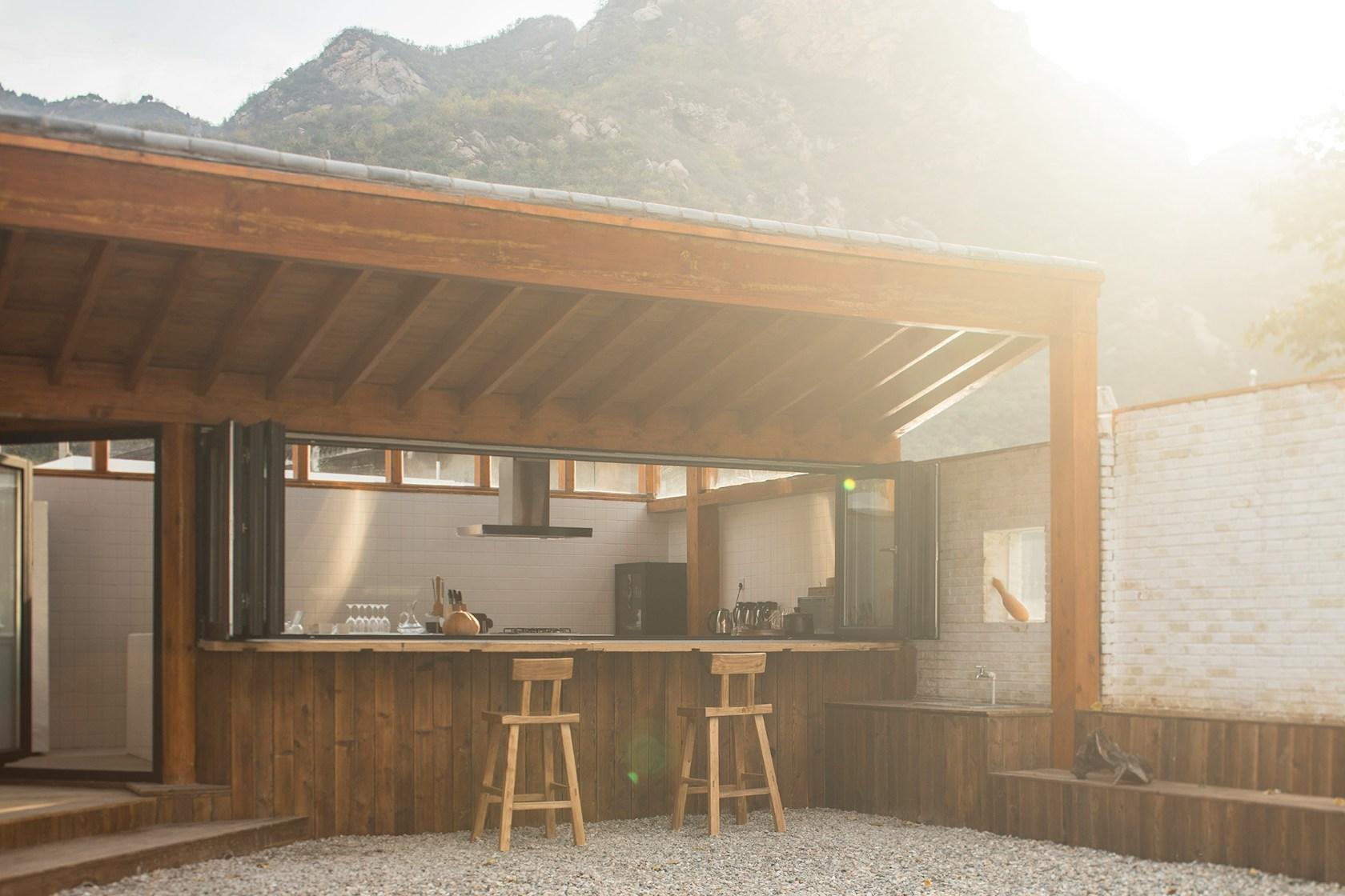 Yi She Mountain Inn - image 22