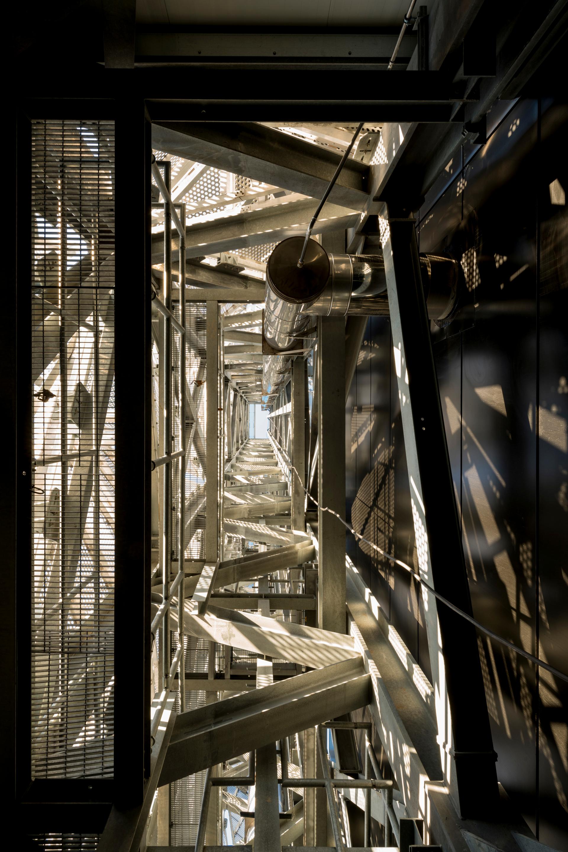 Greenwich Peninsula Low Carbon Energy Centre - image 12
