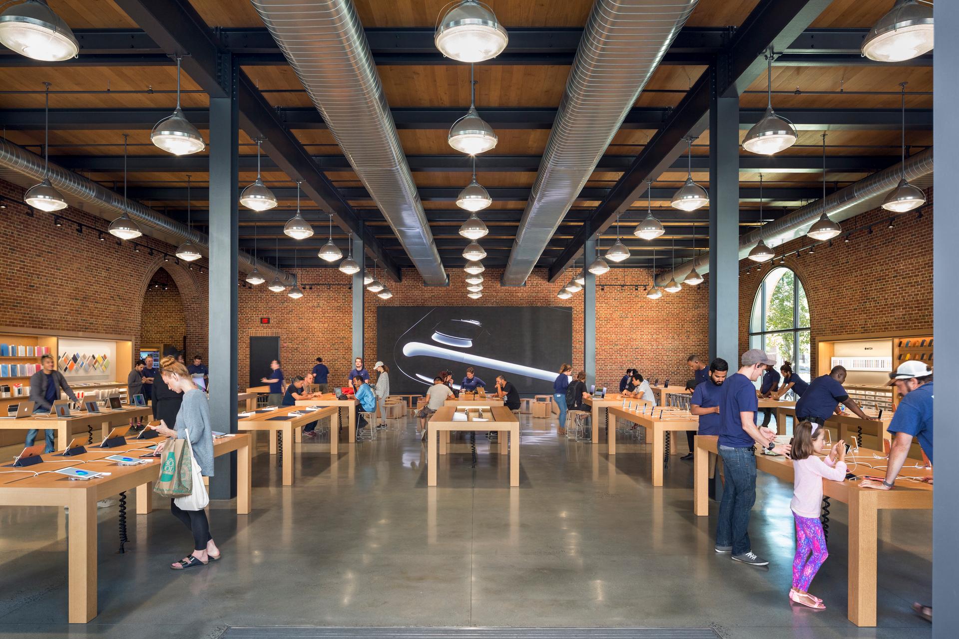 Apple Store, Williamsburg - image 7