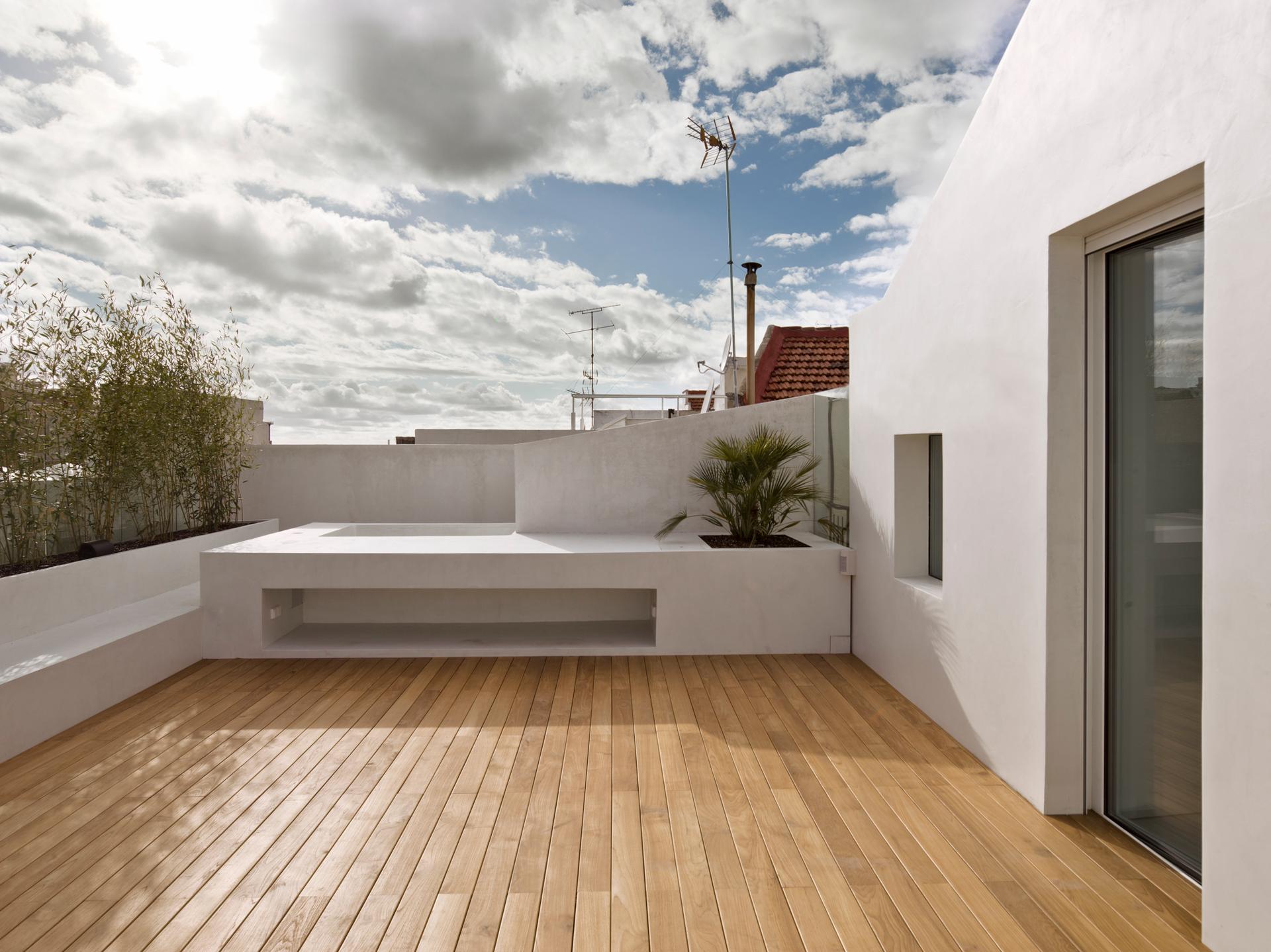 COMPREHENSIVE RENOVATION IN ALCALÁ - image 5