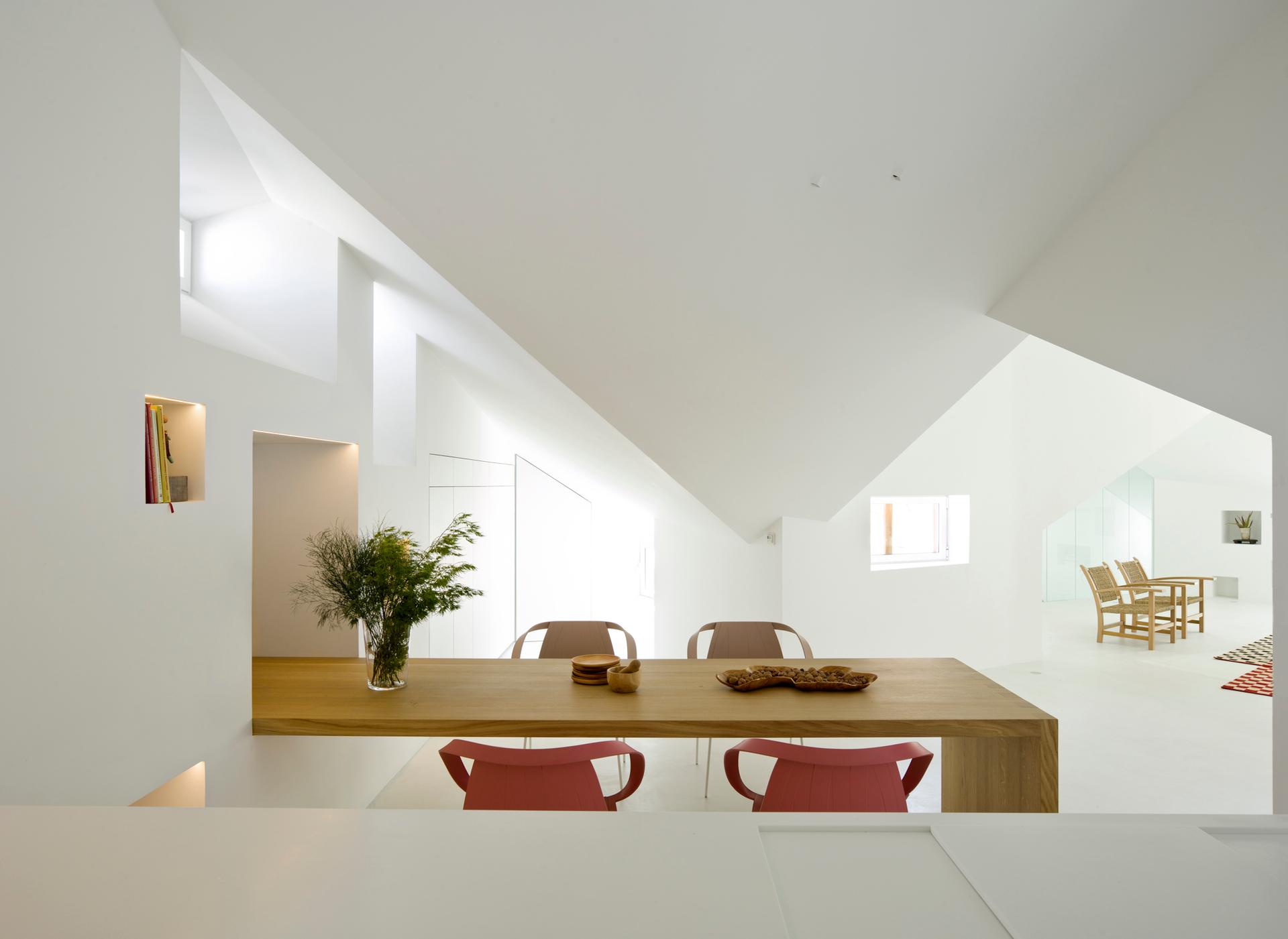 COMPREHENSIVE RENOVATION IN ALCALÁ - image 4