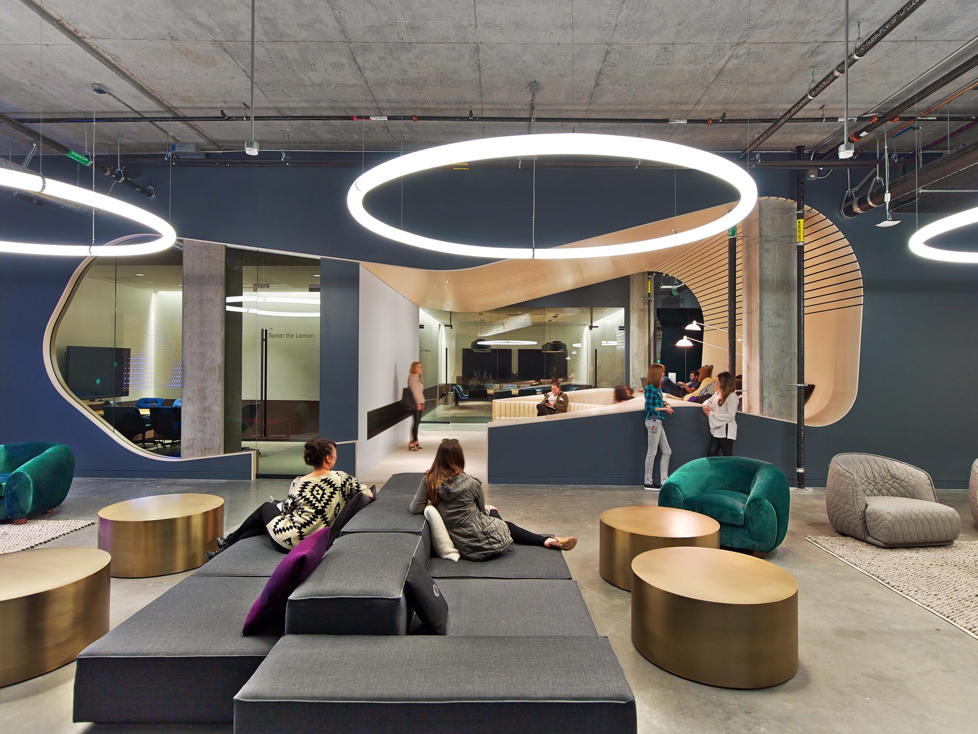 Dropbox HQ - image 6