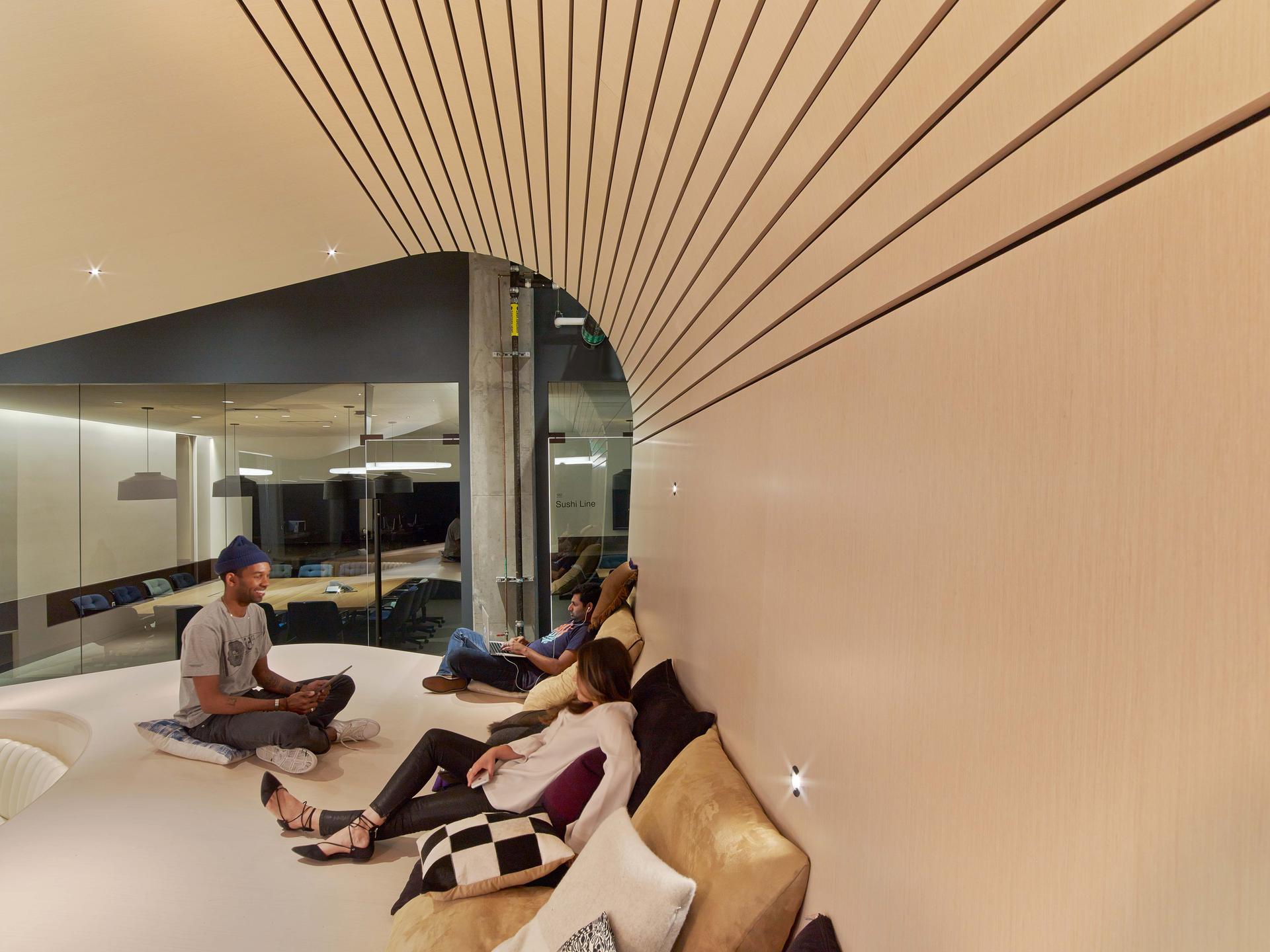 Dropbox HQ - image 7