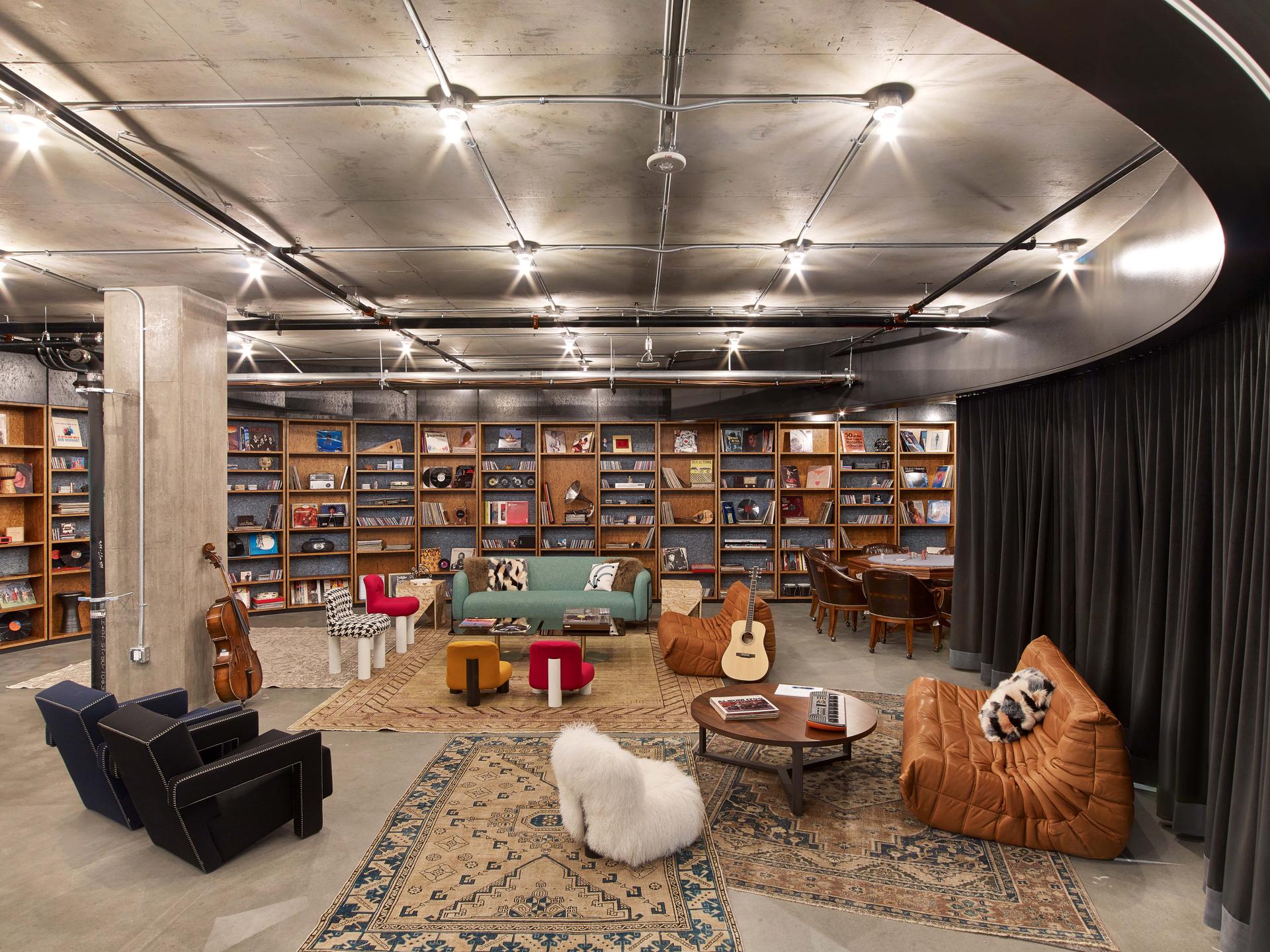 Dropbox HQ - image 10