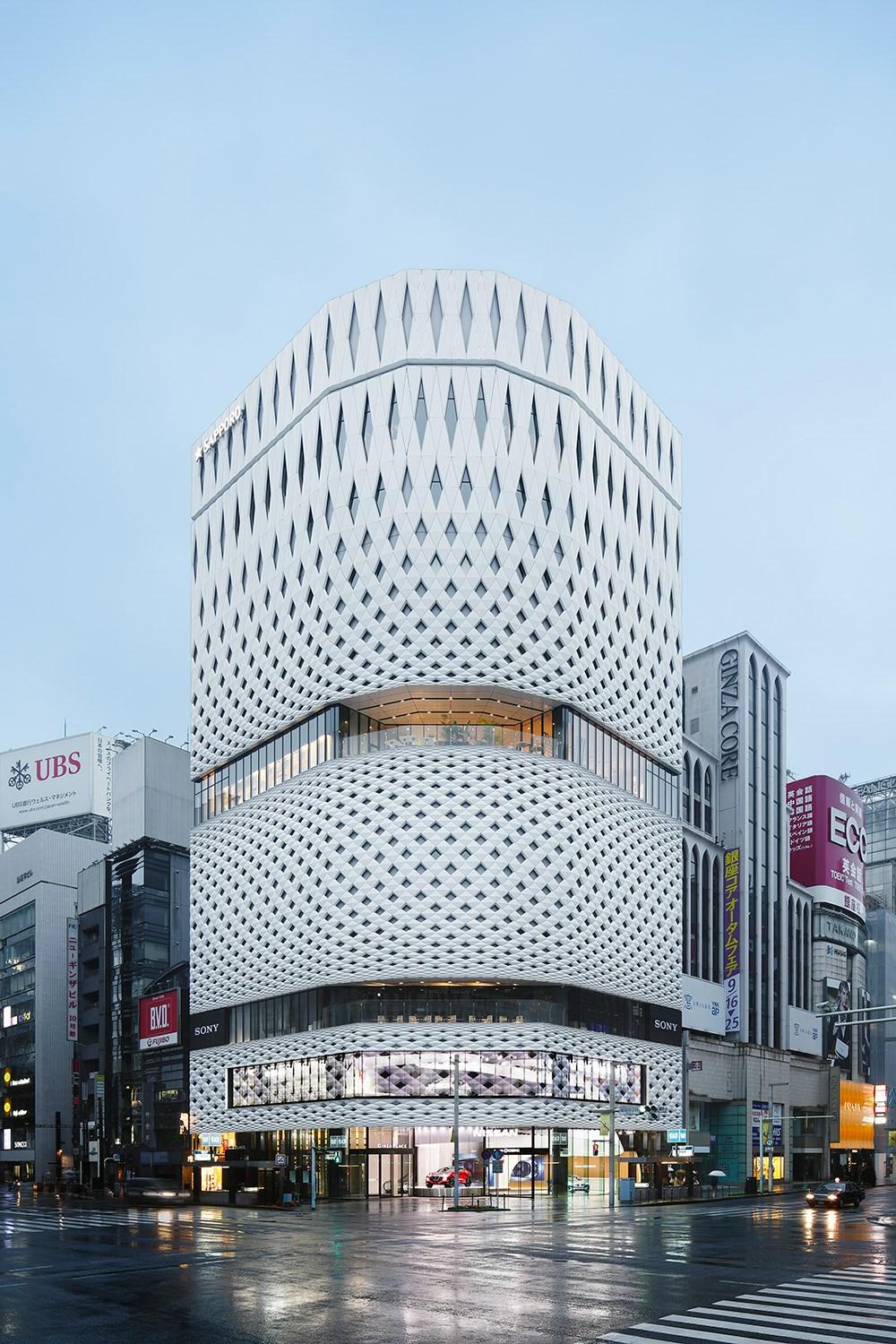 Nissan Crossing Experience Center