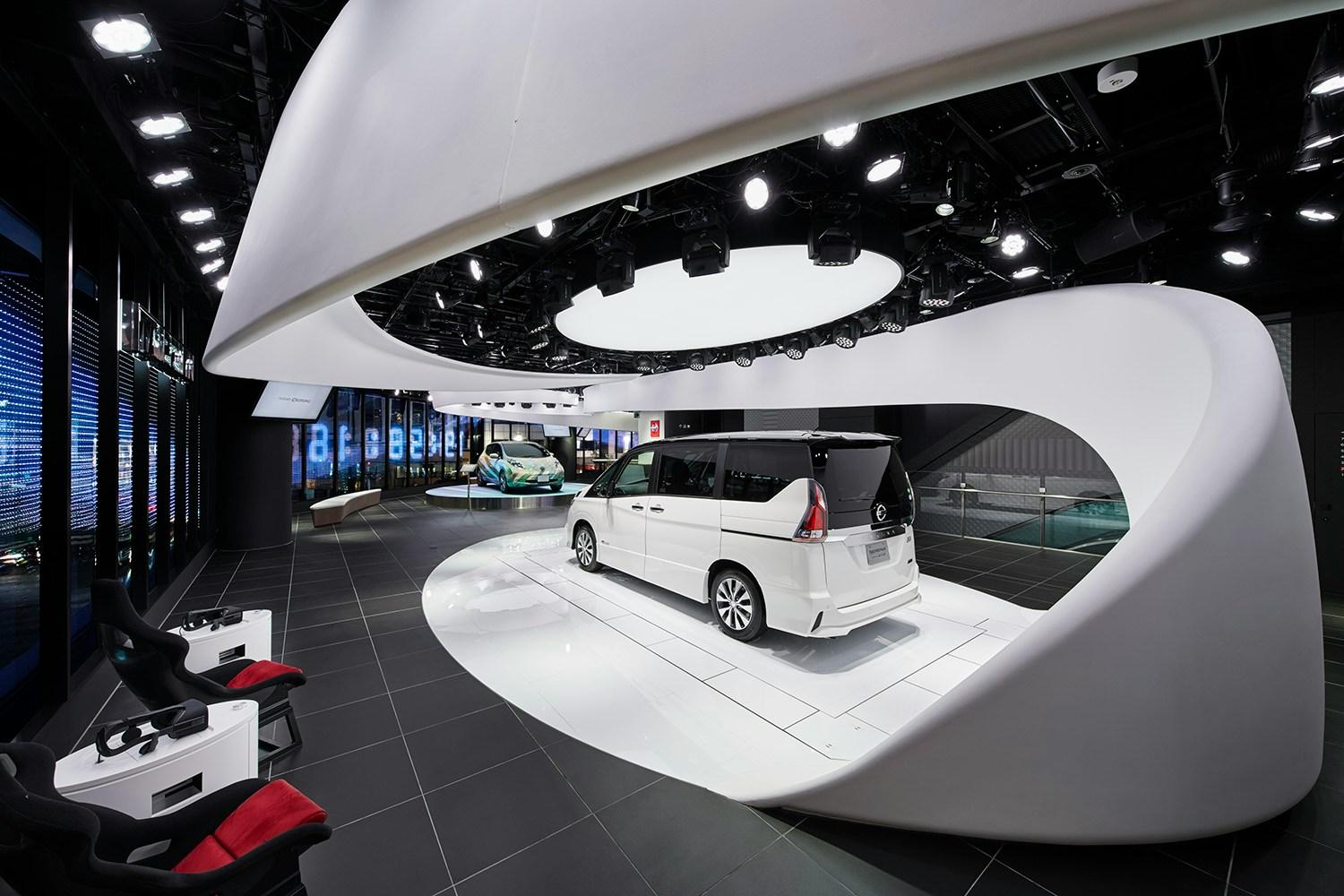 Nissan Crossing Experience Center - image 5