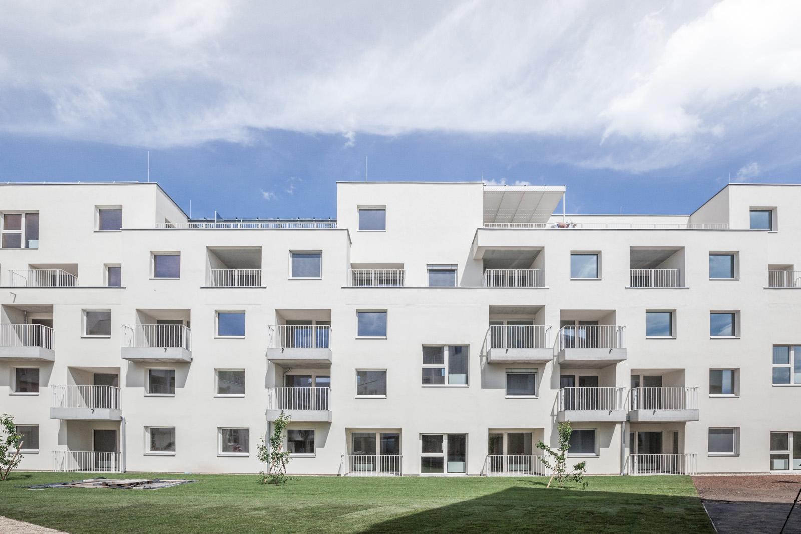 M GRUND Social Housing - image 3