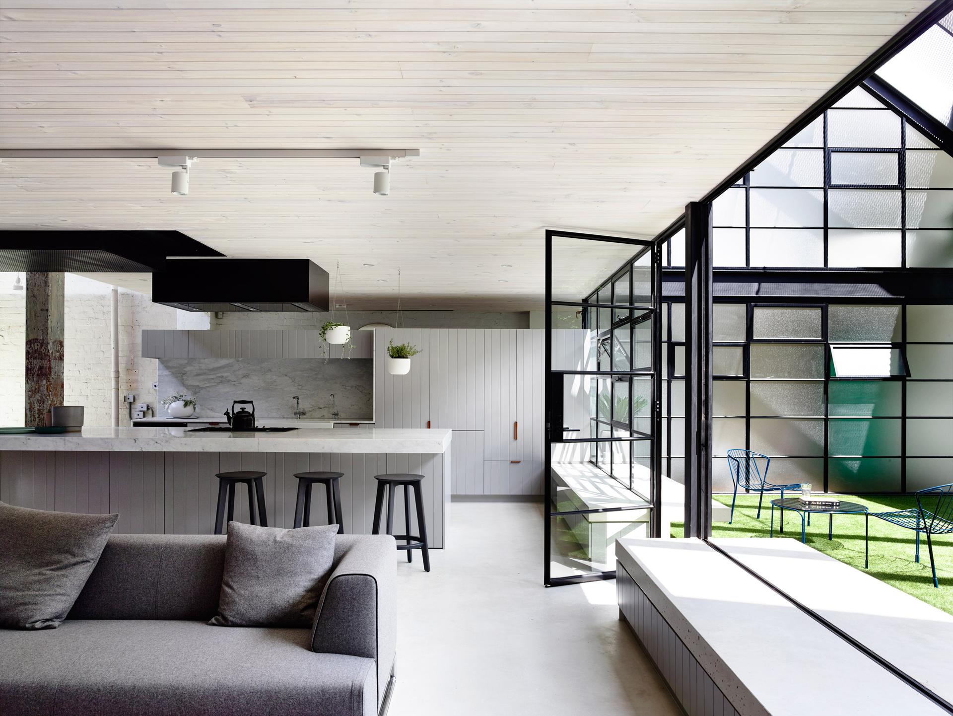 Fitzroy Loft - image 2