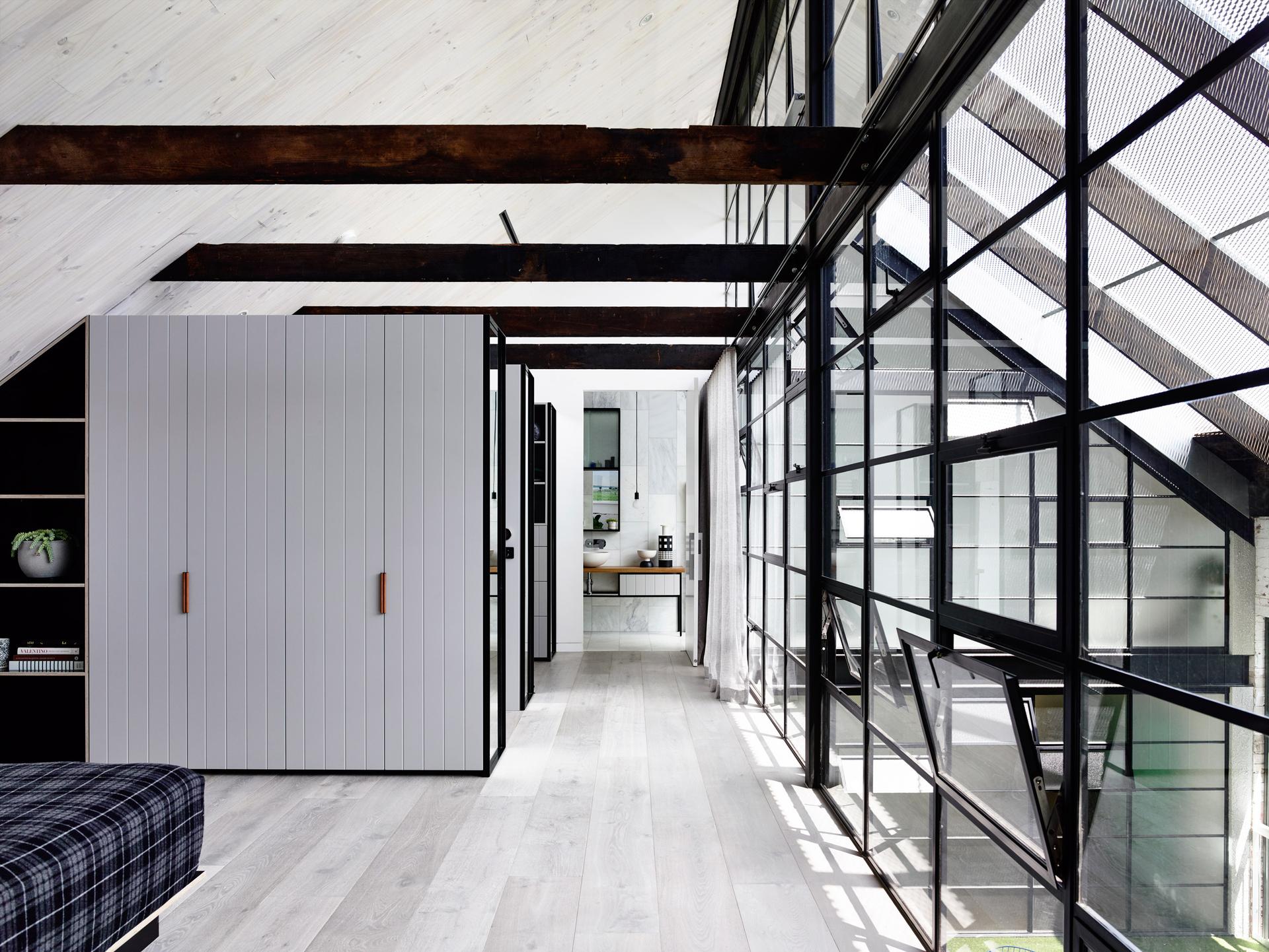 Fitzroy Loft - image 3
