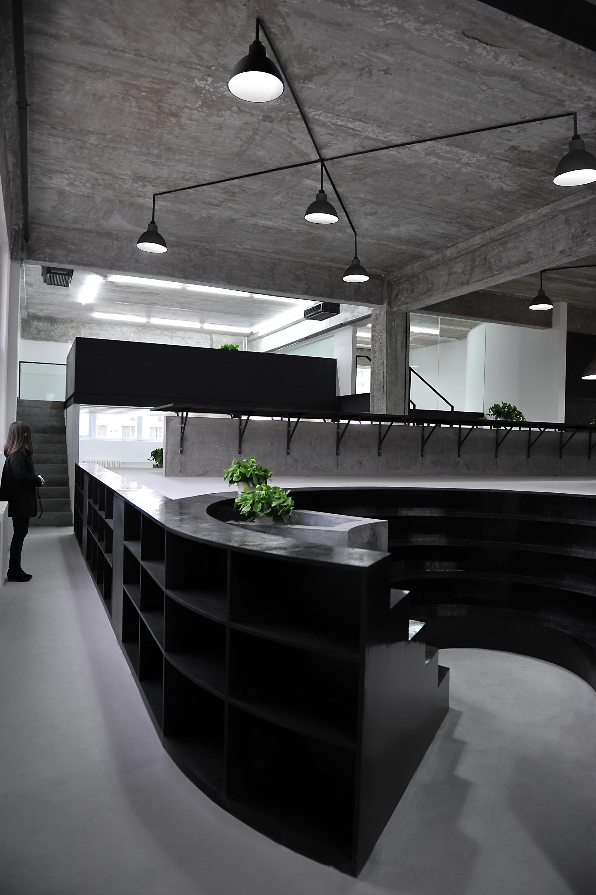 UP Co-working Factory - image 2