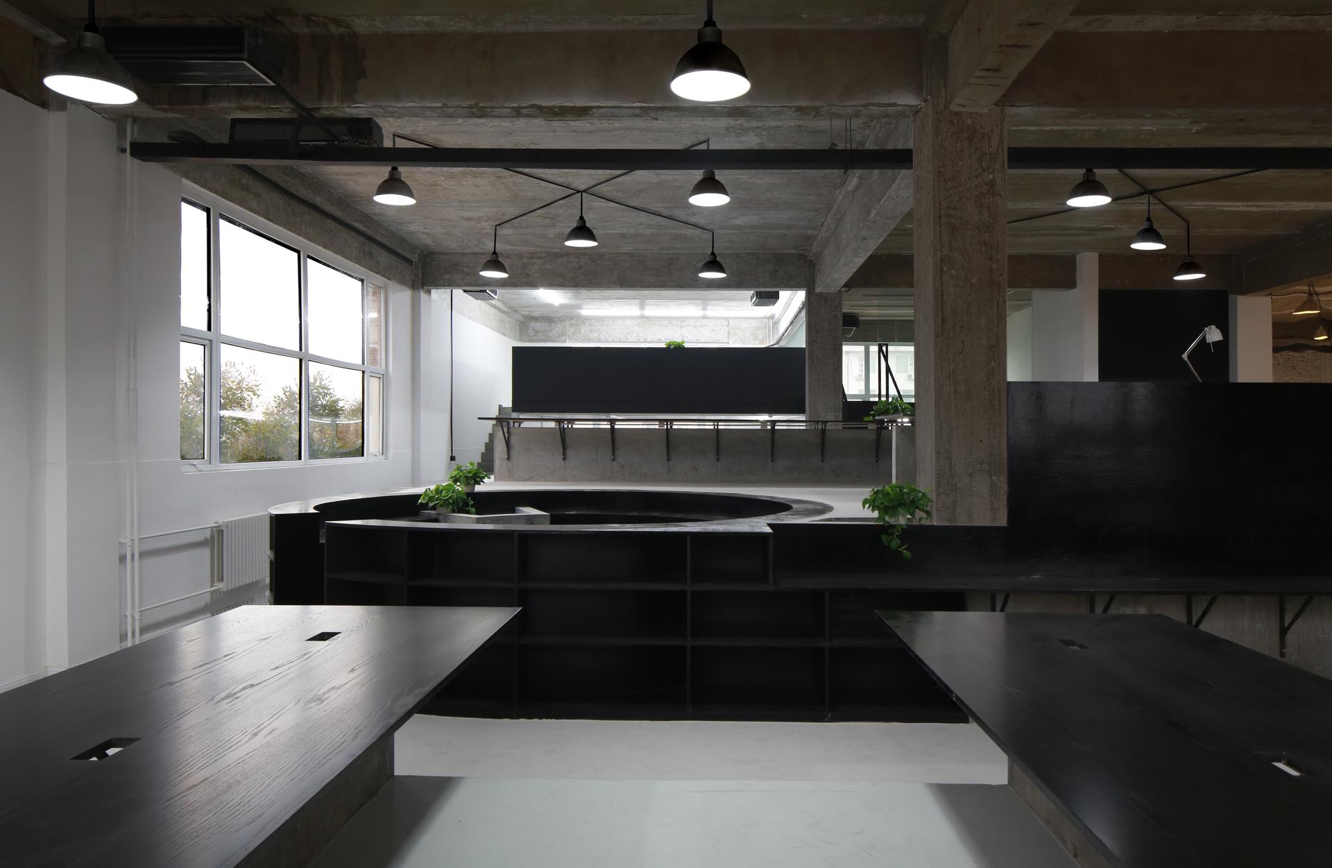 UP Co-working Factory - image 3