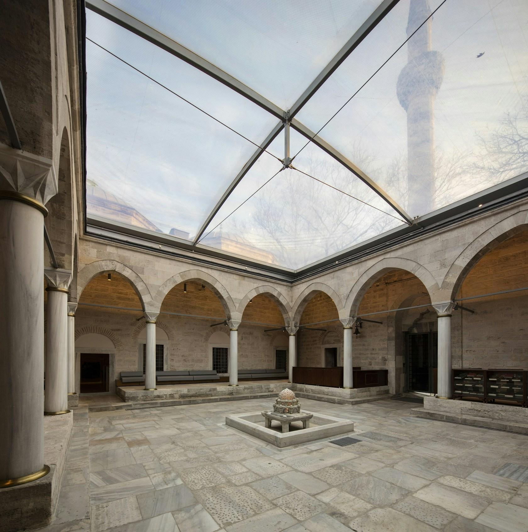 Beyazit State Library - image 5