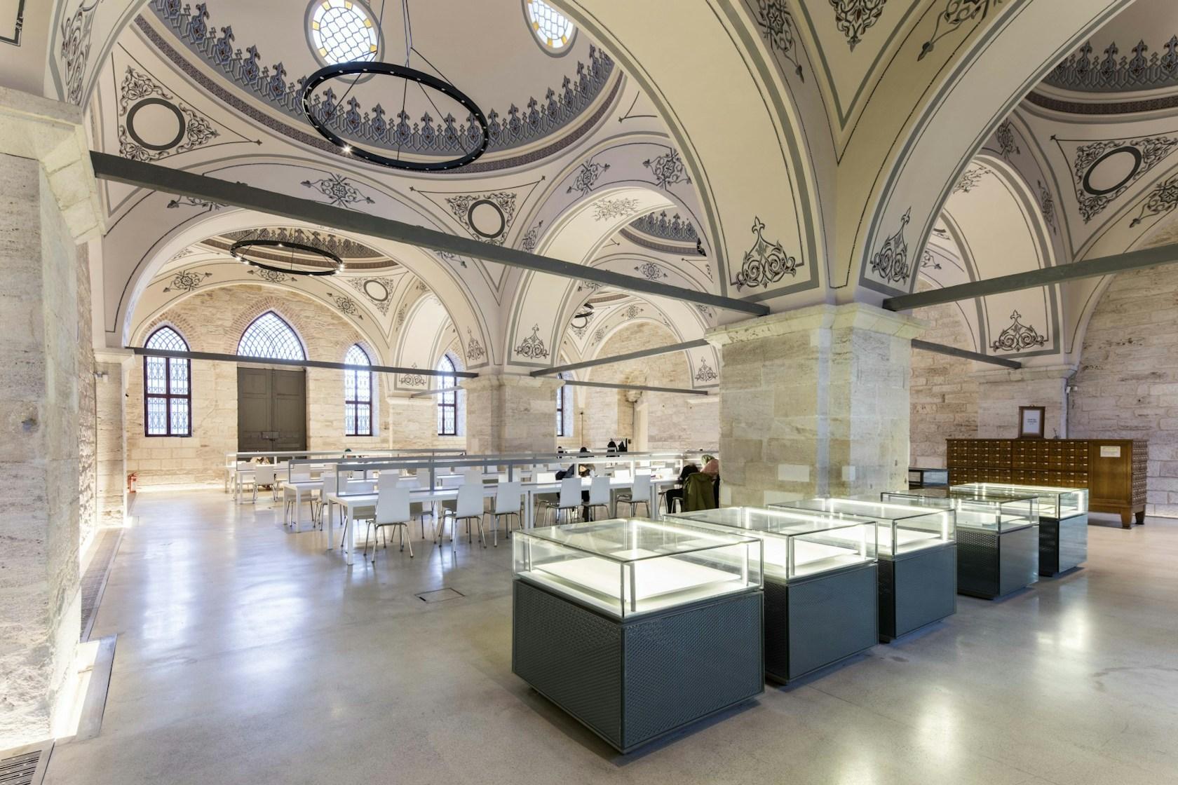 Beyazit State Library - image 10