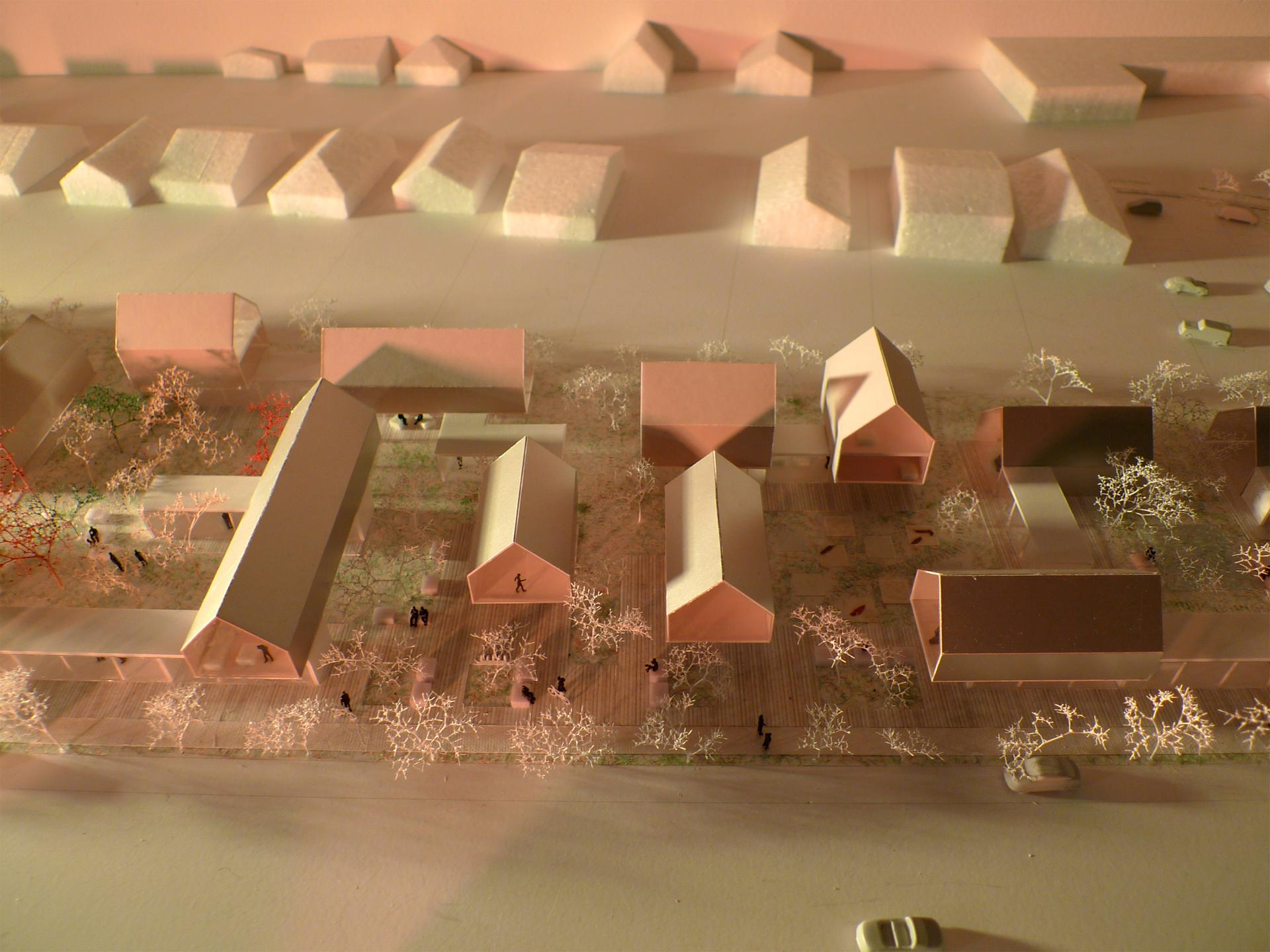 A-maze Charlotte - image 7