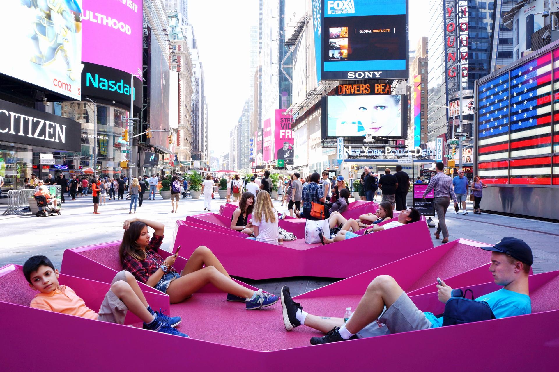 XXX TIMES SQUARE WITH LOVE - image 2