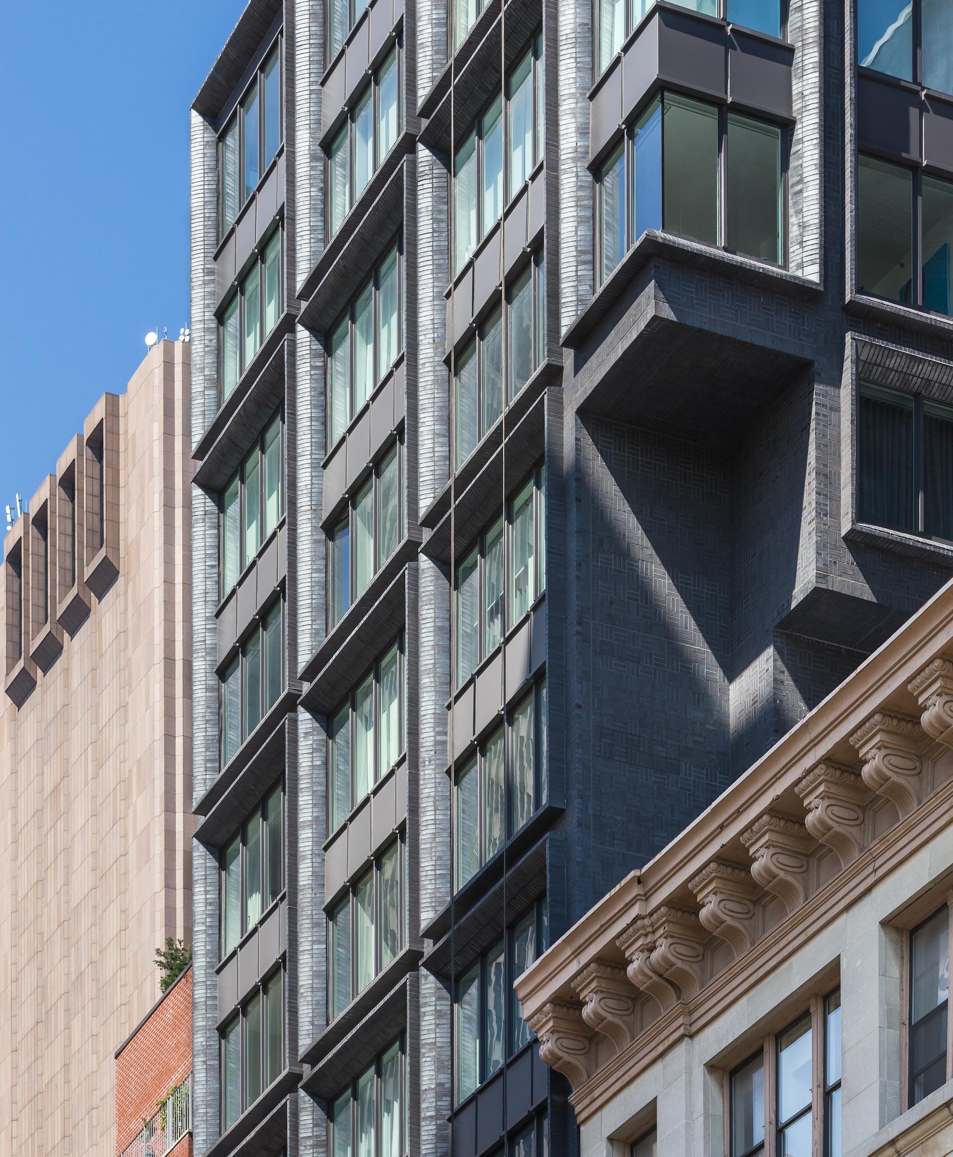 371 Broadway - image 8