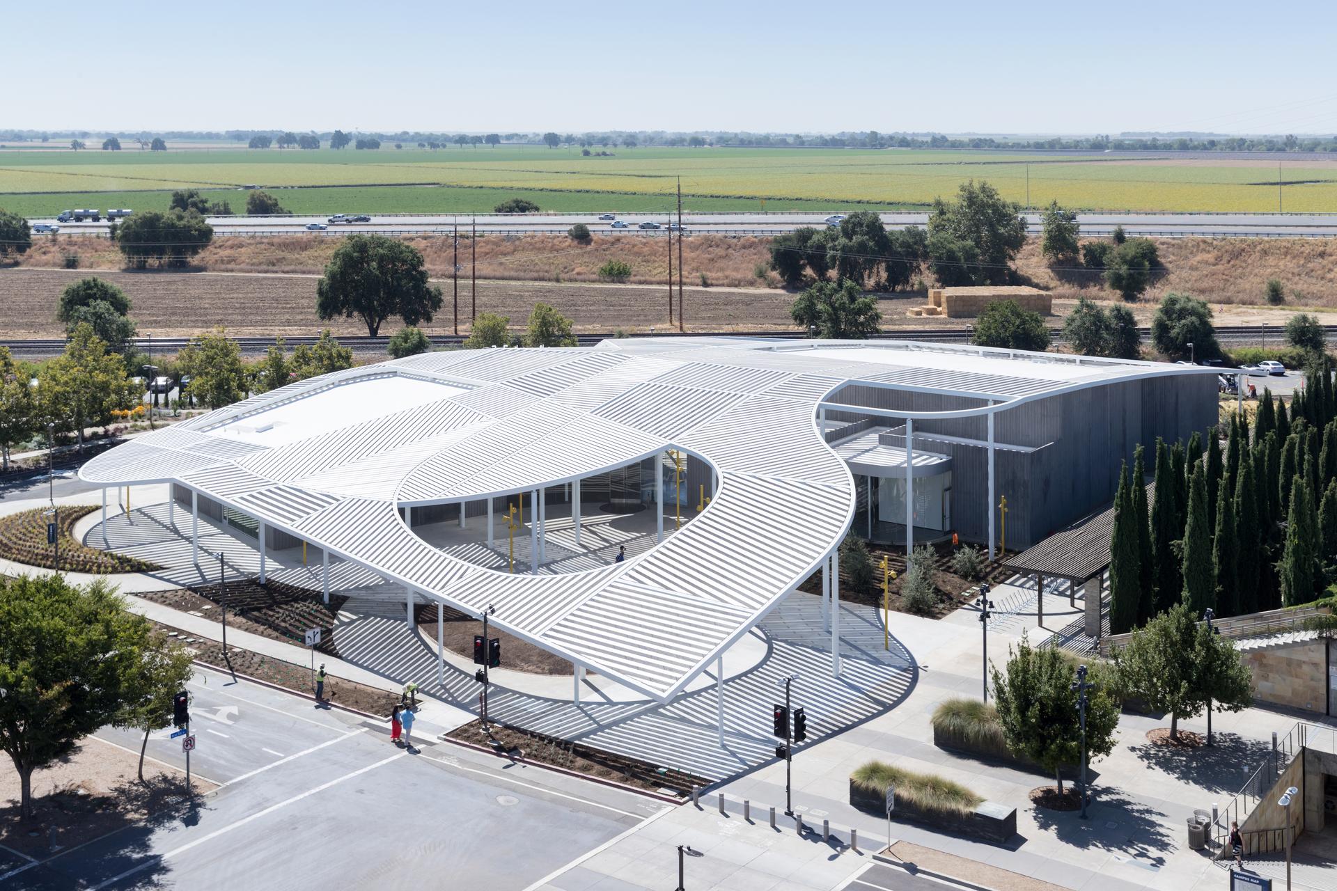 Jan Shrem and Maria Manetti Shrem Museum of Art - image 2