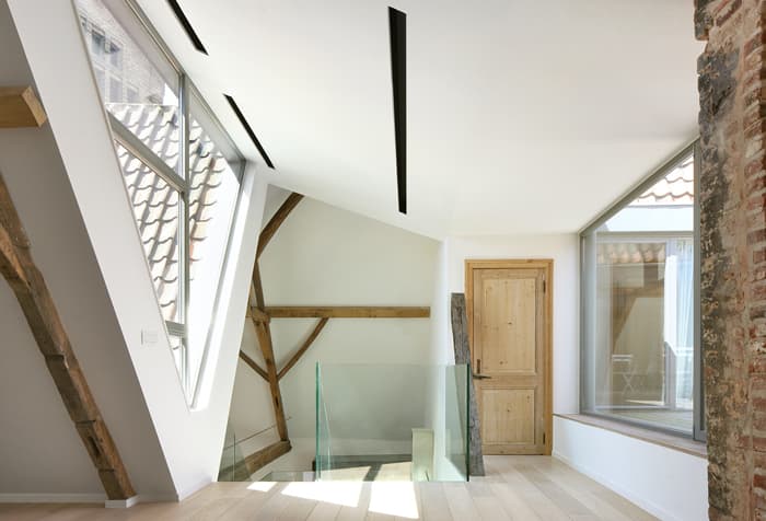 Renovation house of 17th century (world heritage) - image 9
