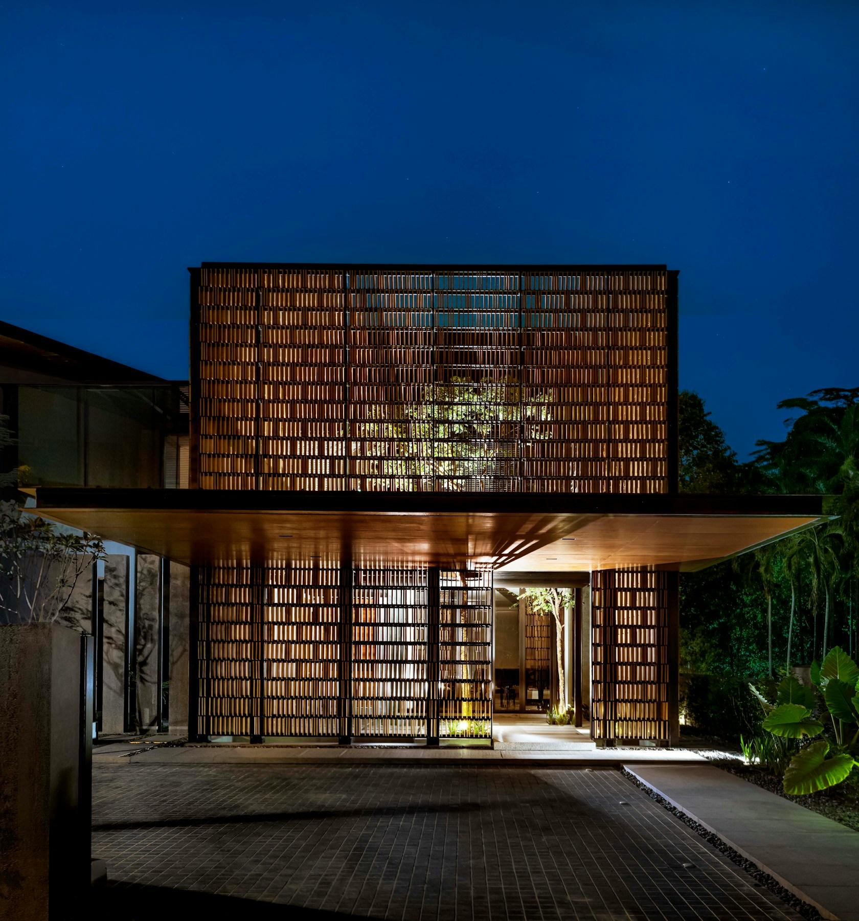 House 24 - image 12