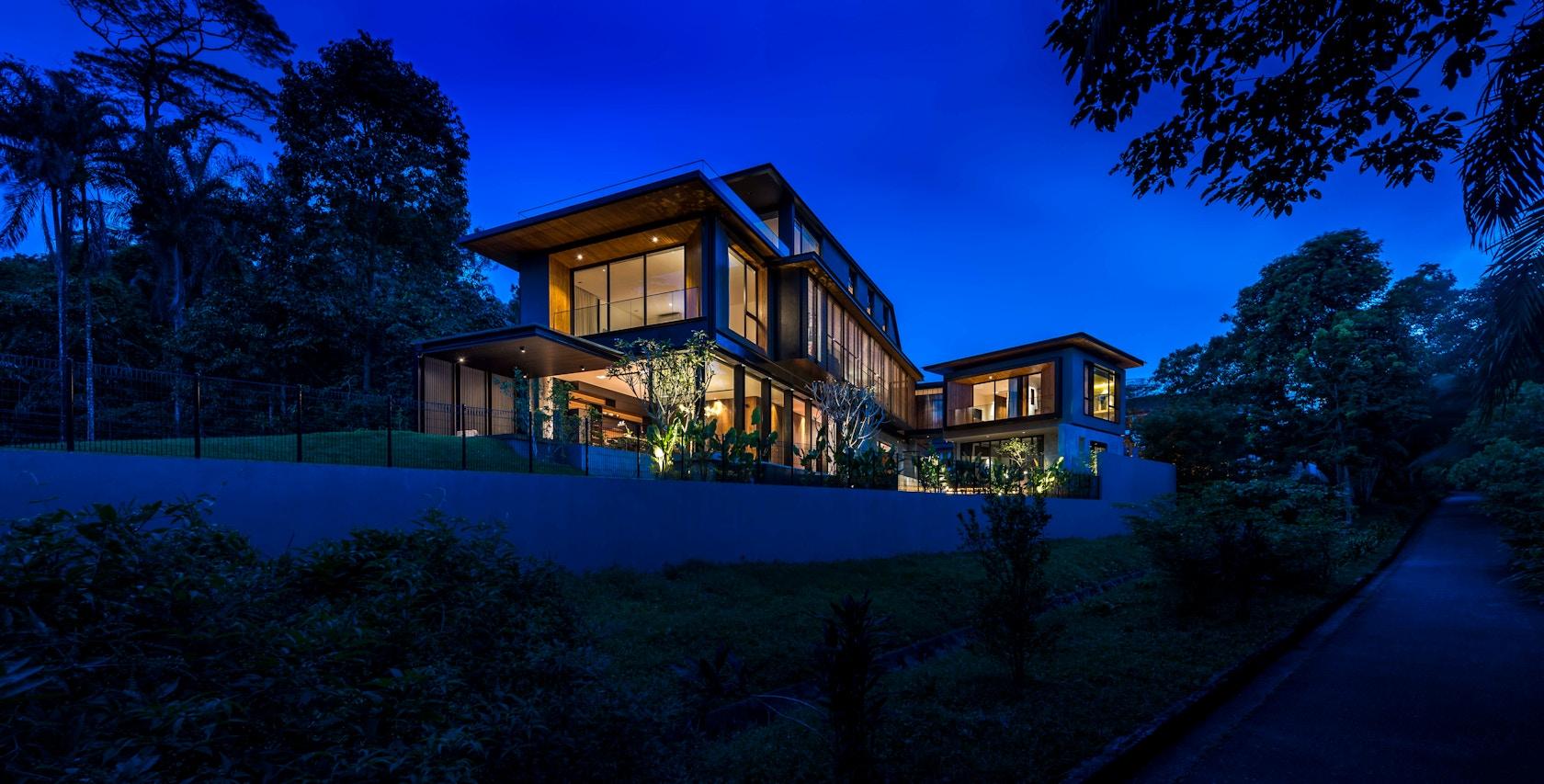 House 24 - image 11