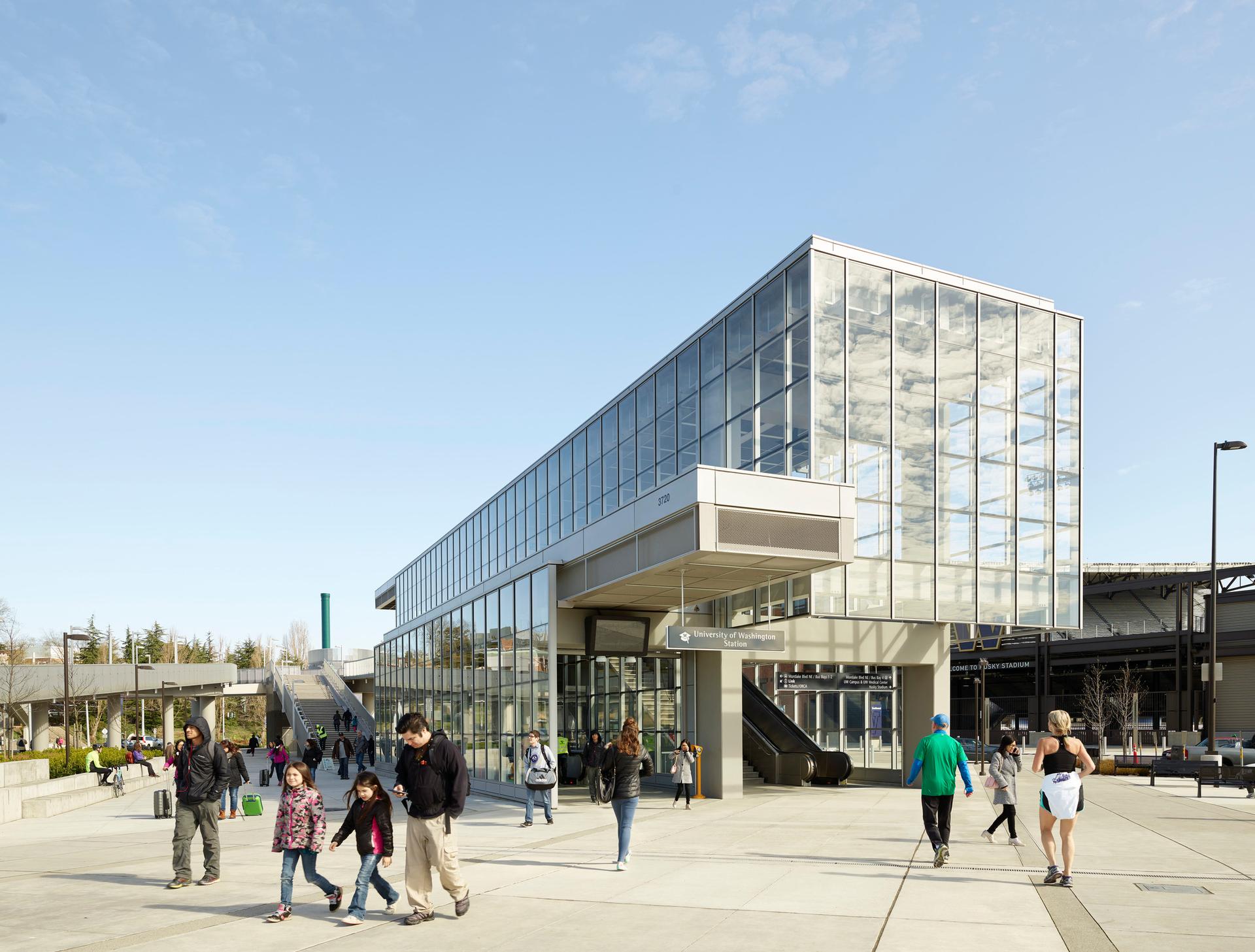 Sound Transit University of Washington Station - image 7
