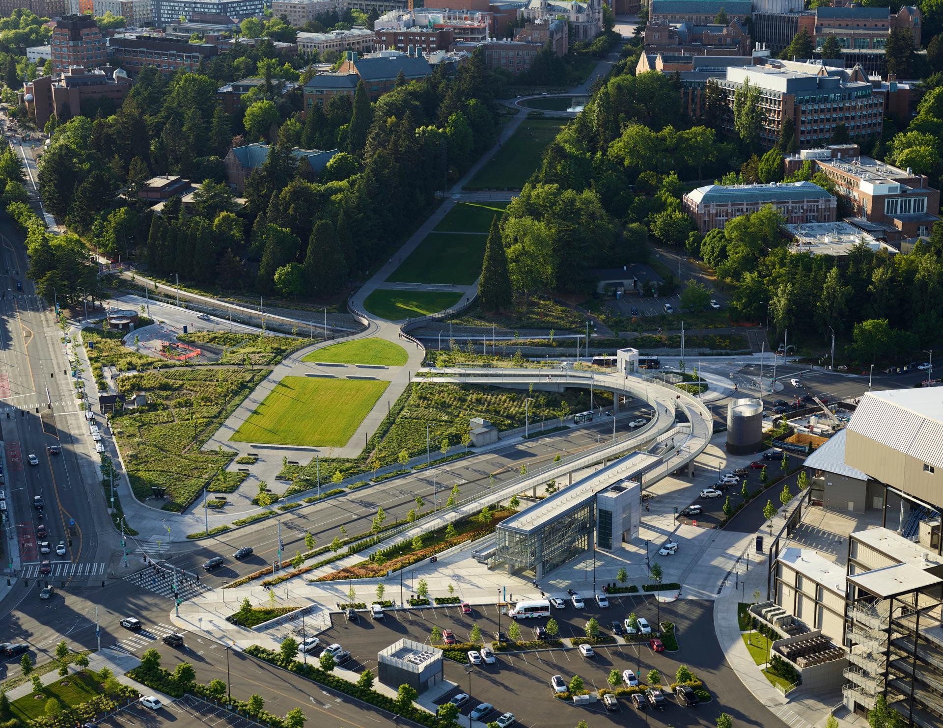 Sound Transit University of Washington Station - image 5