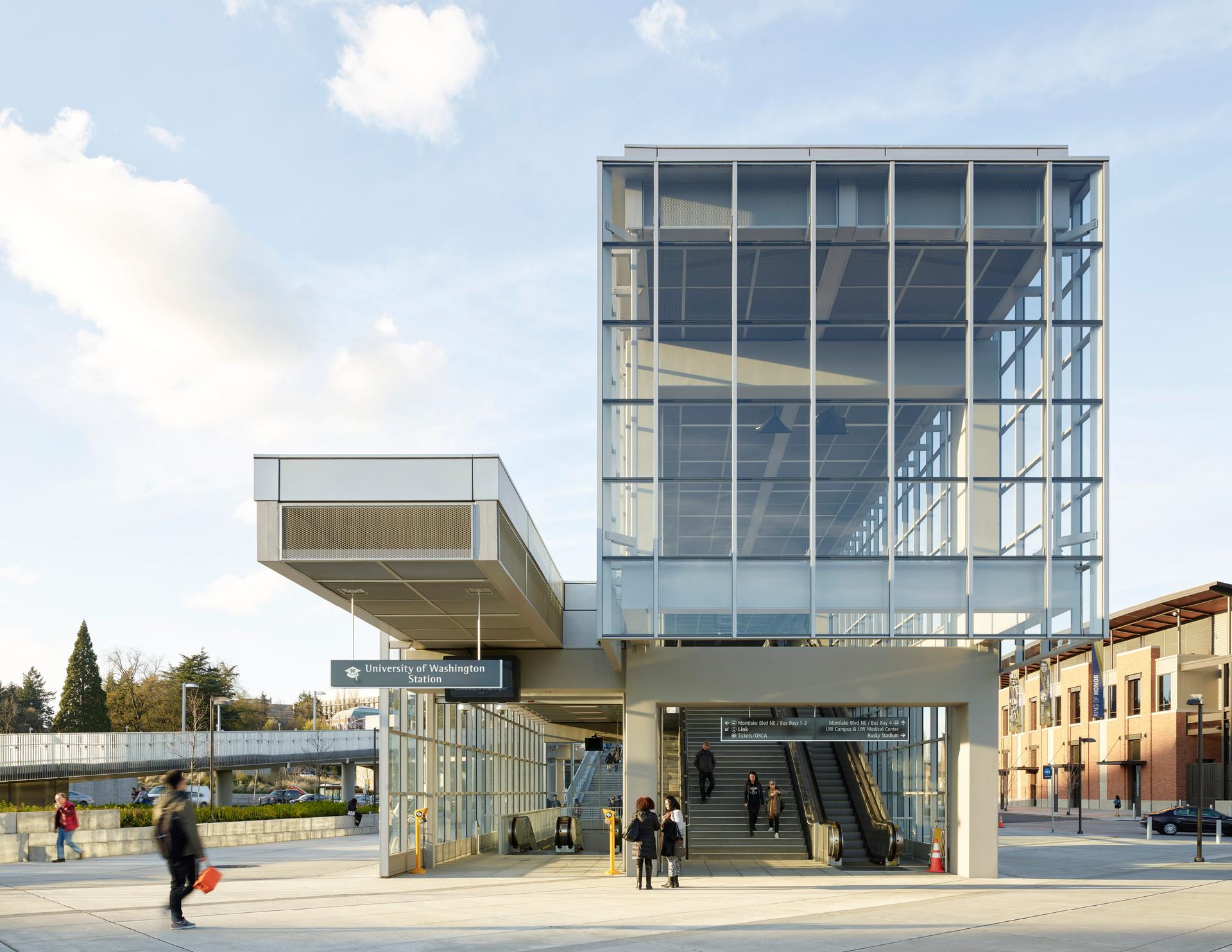 Sound Transit University of Washington Station - image 14