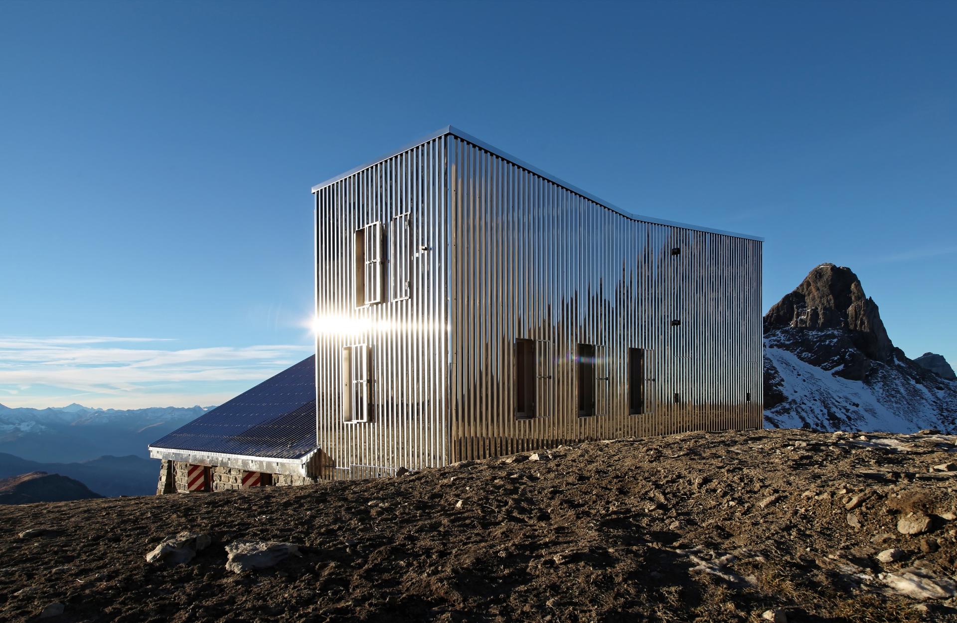 RAM / Renovation and extension of the Rambert Hut - image 4