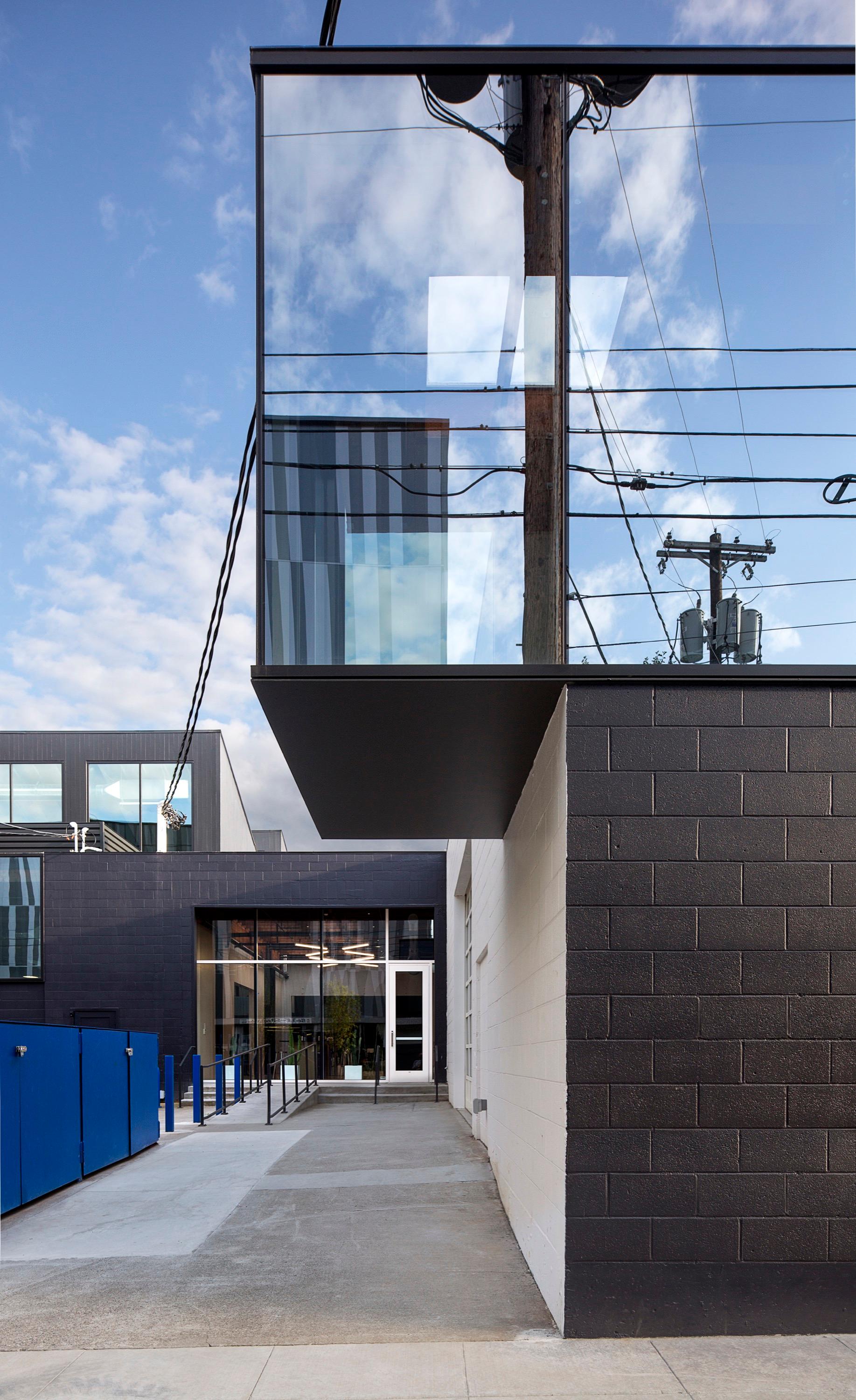 Swift Agency - image 12