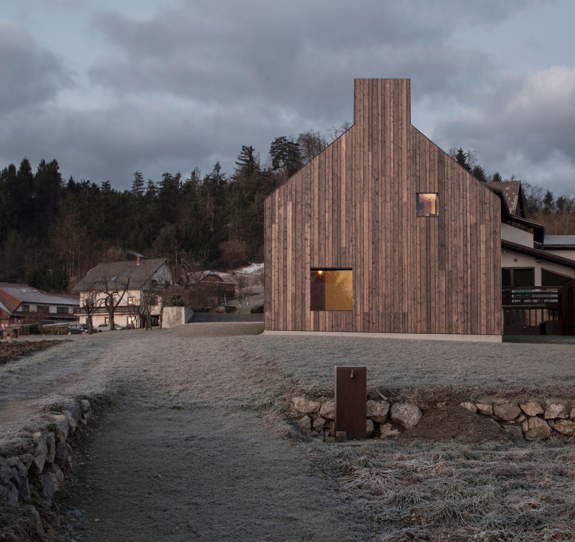 Chimney House - image 2