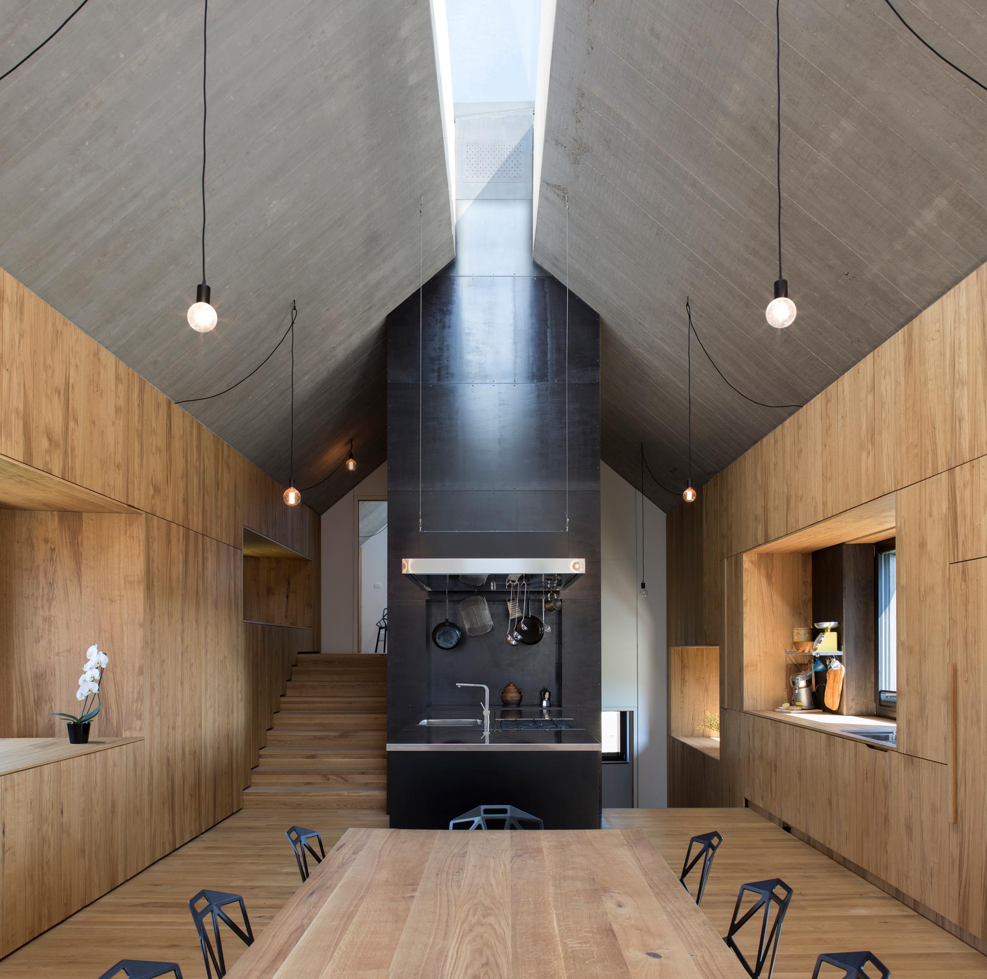 Chimney House - image 7