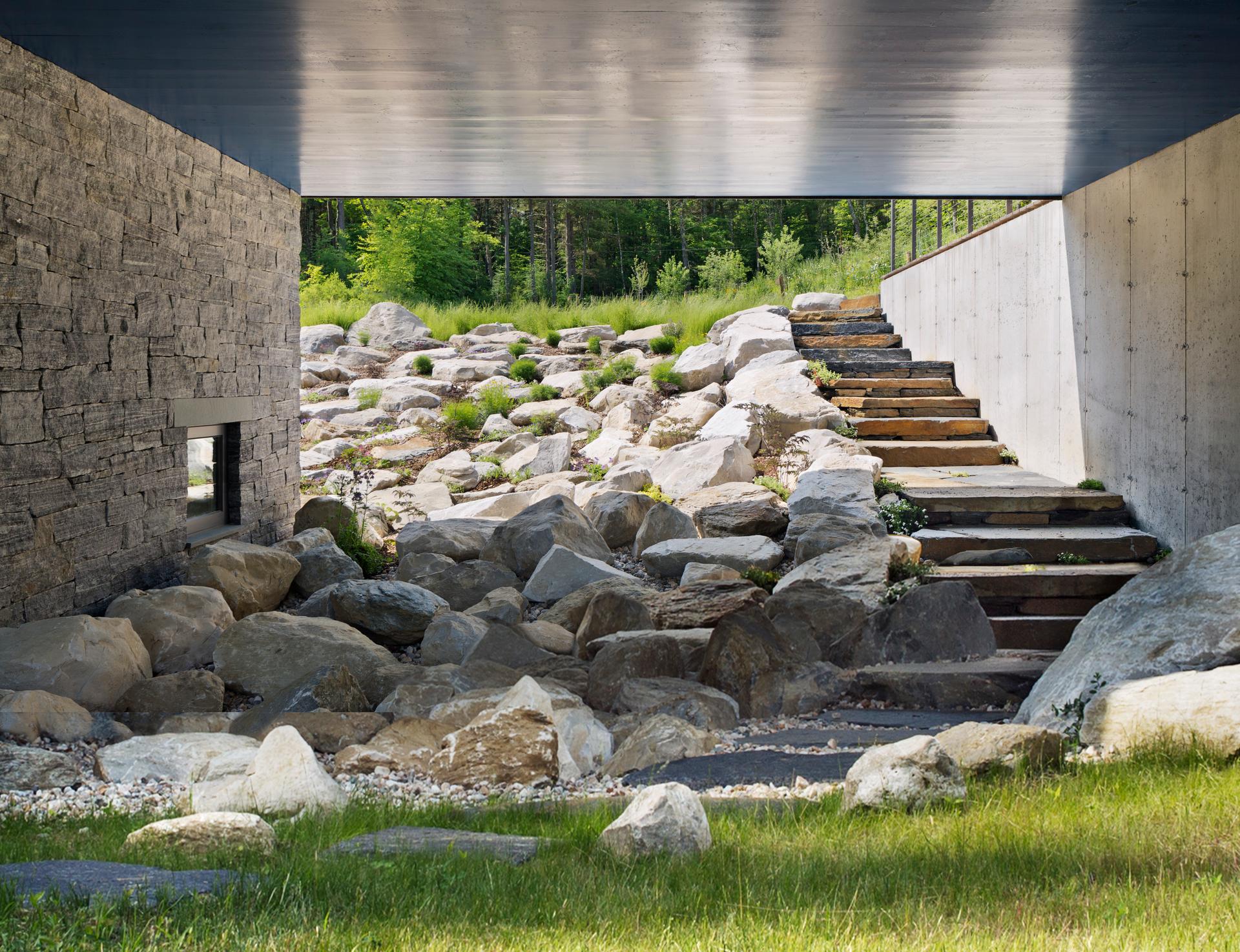 Undermountain House - image 5