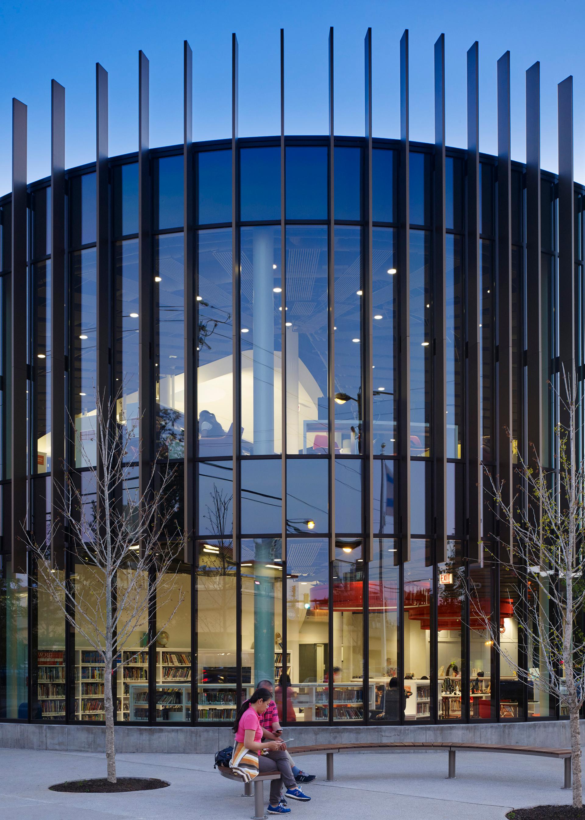 Chicago Public Library, Chinatown Branch - image 3