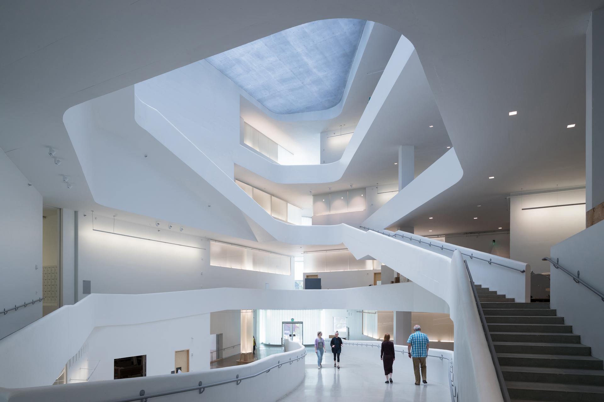 Visual Arts Building, University of Iowa - image 3