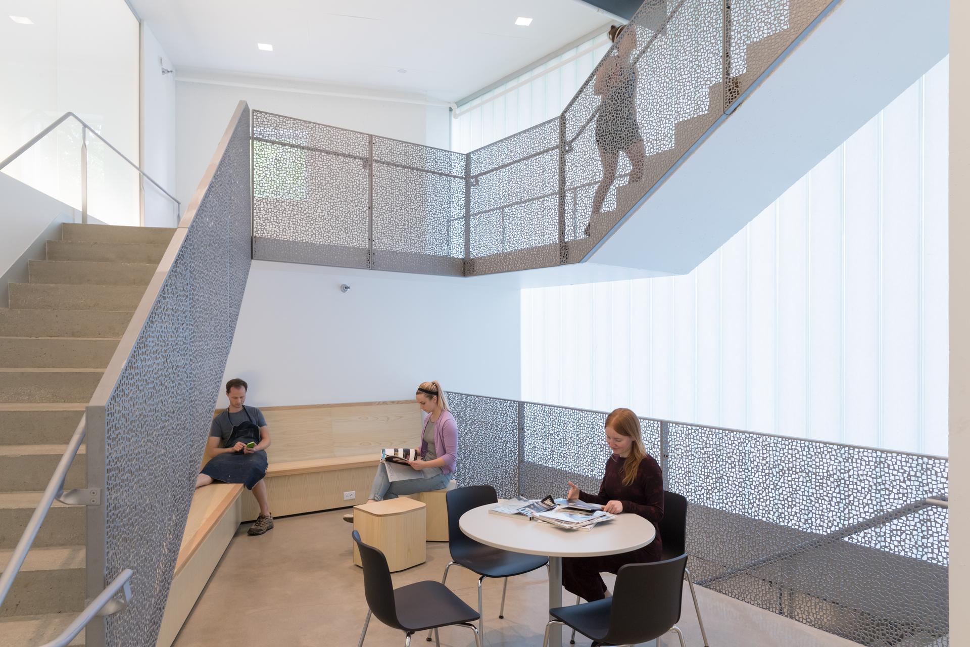 Visual Arts Building, University of Iowa - image 4