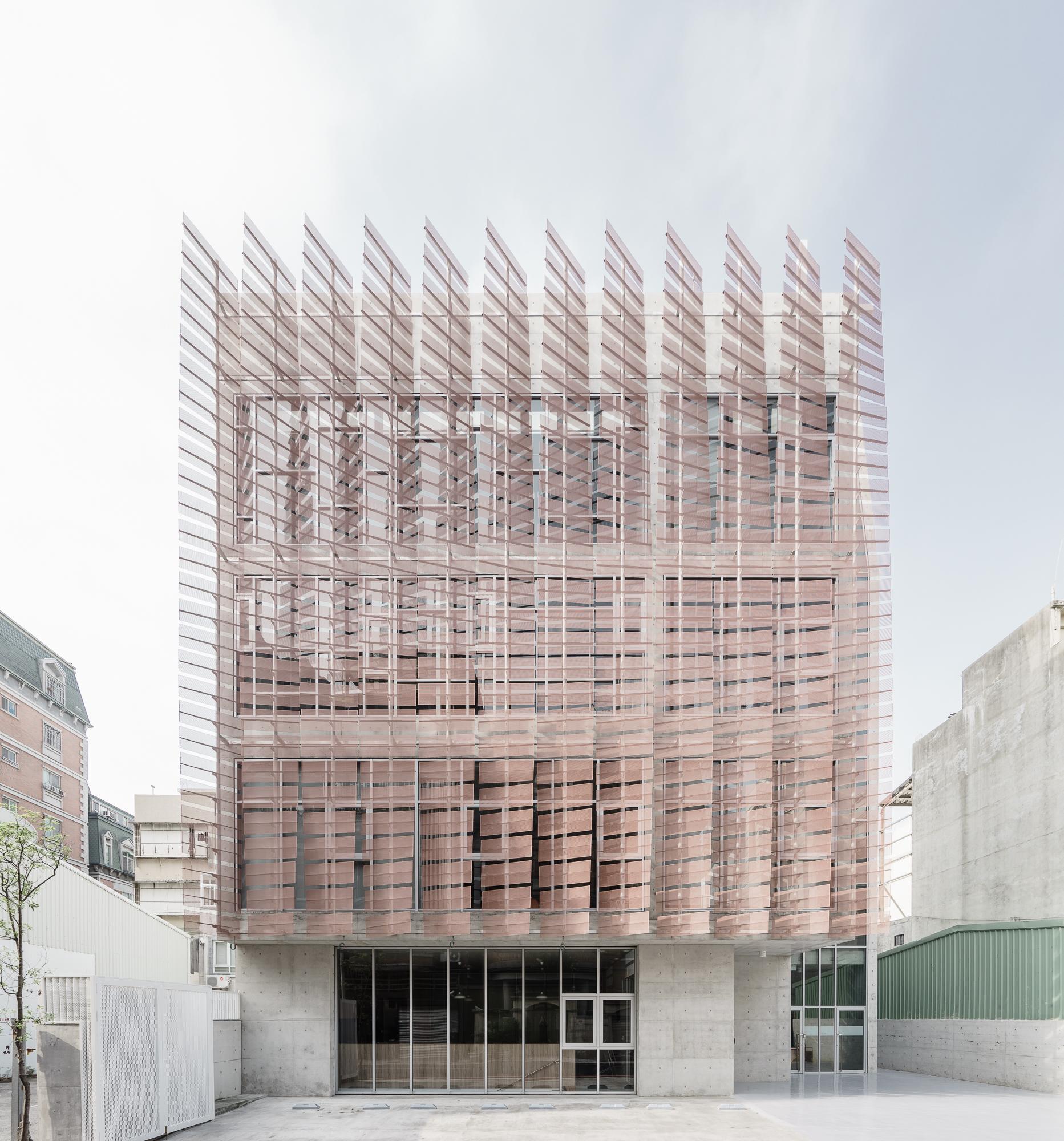 Tainan Tung-Men Holiness Church