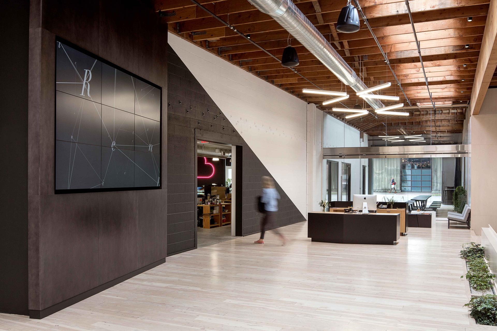 Swift Agency - image 6