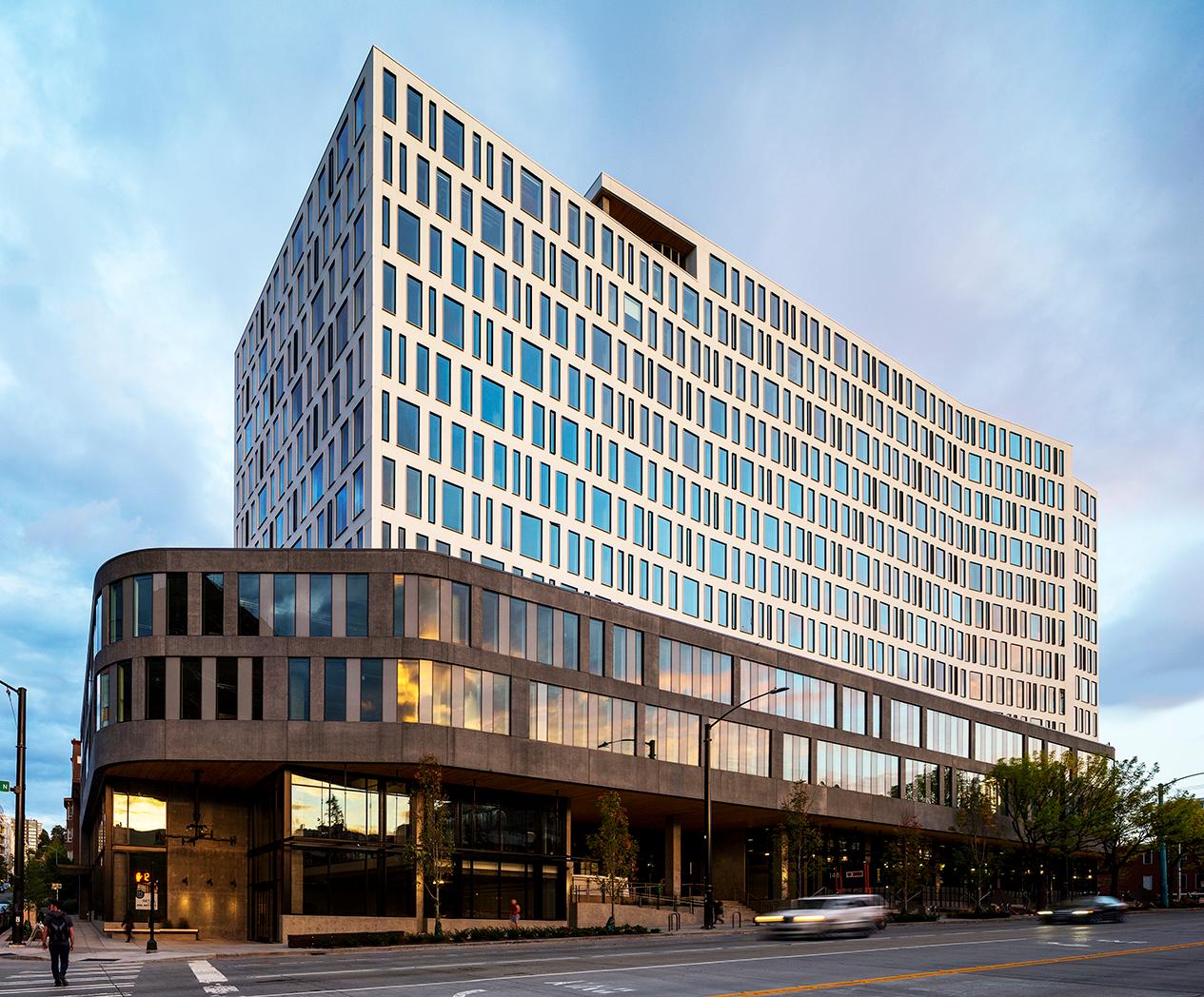 400 Fairview - image 3