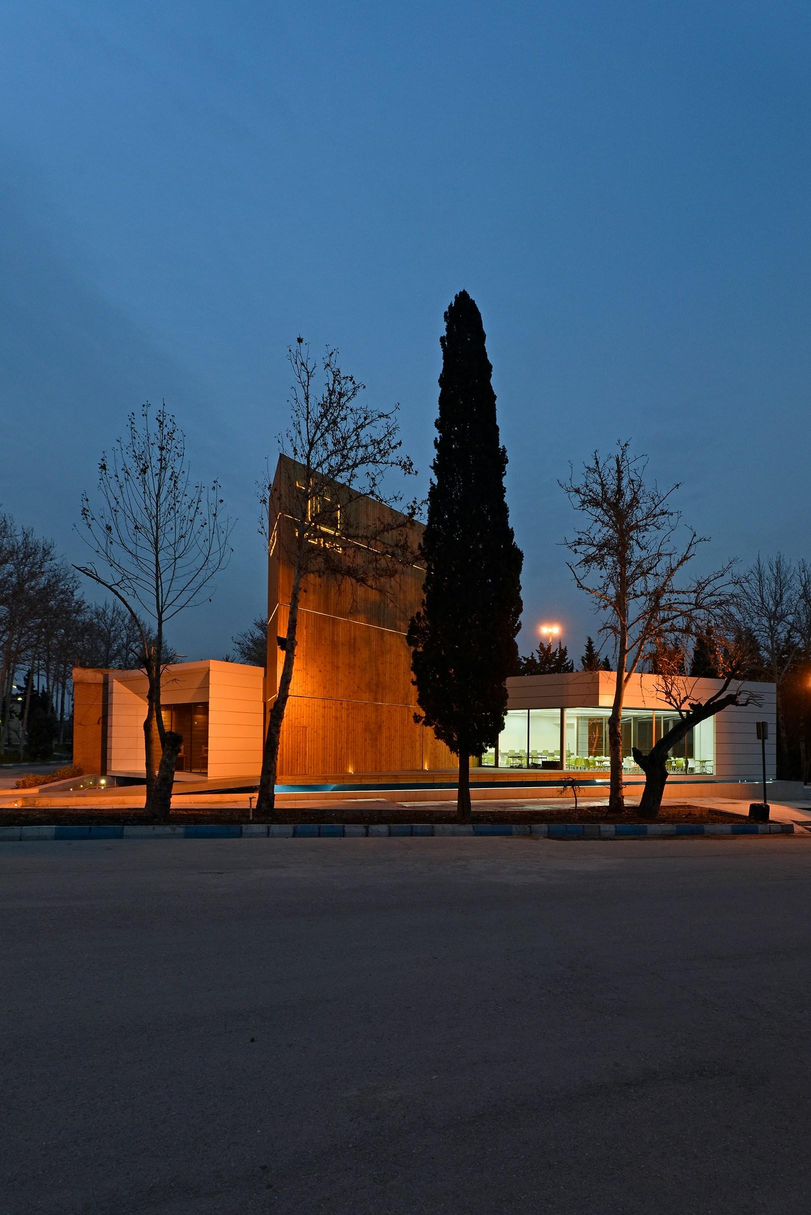 Pershika Franchise Restaurant - image 7