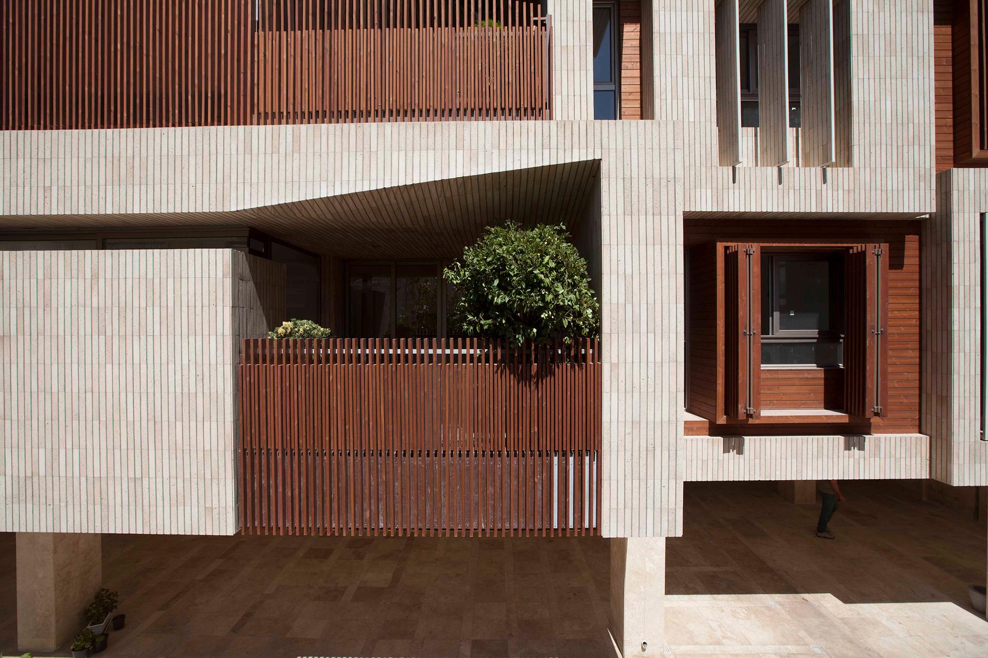 Five House Residential Building - image 11