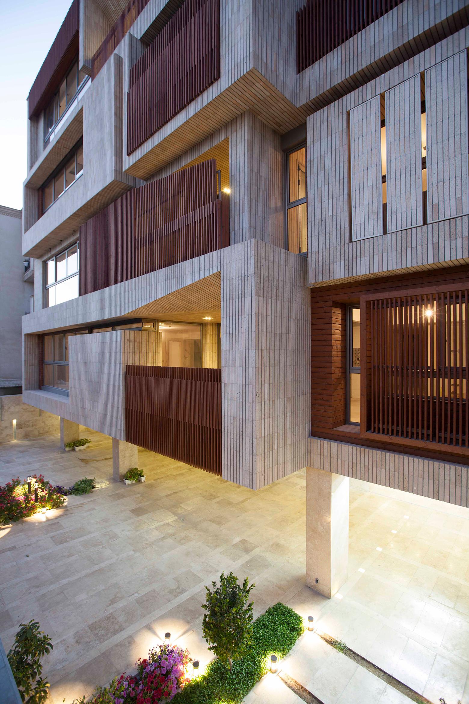 Five House Residential Building - image 14