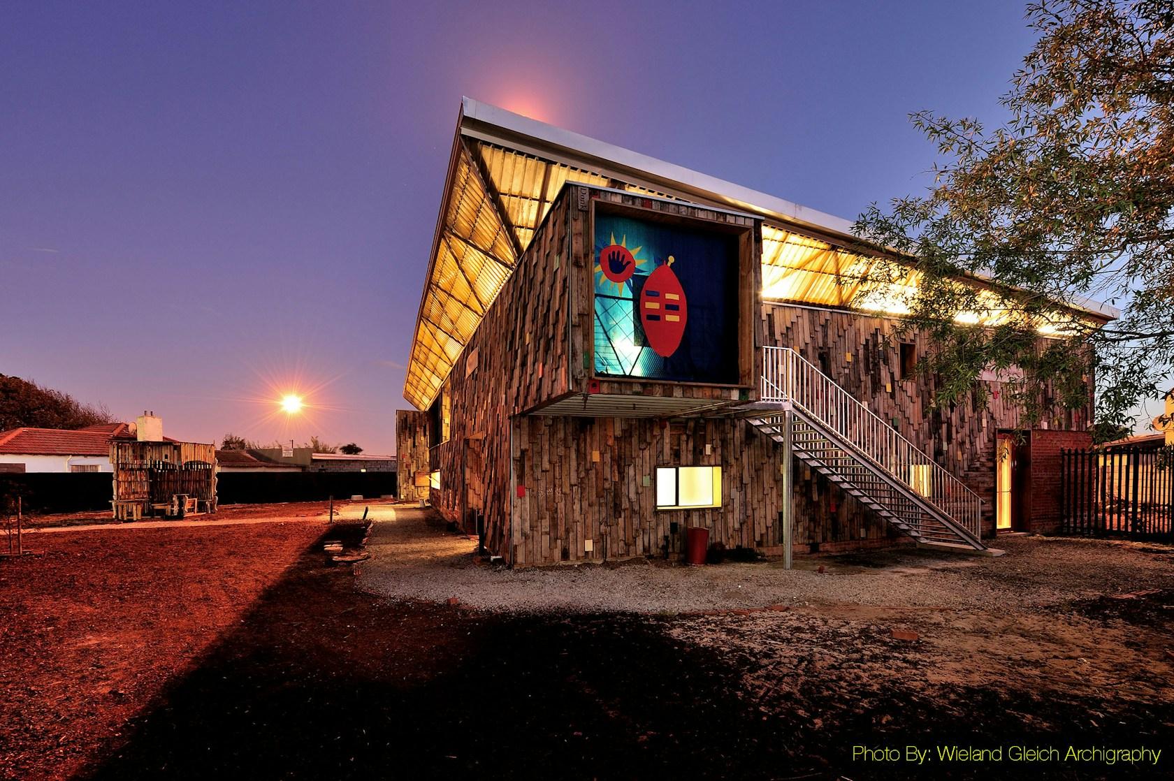 Guga S'Thebe Children's Theatre - image 2