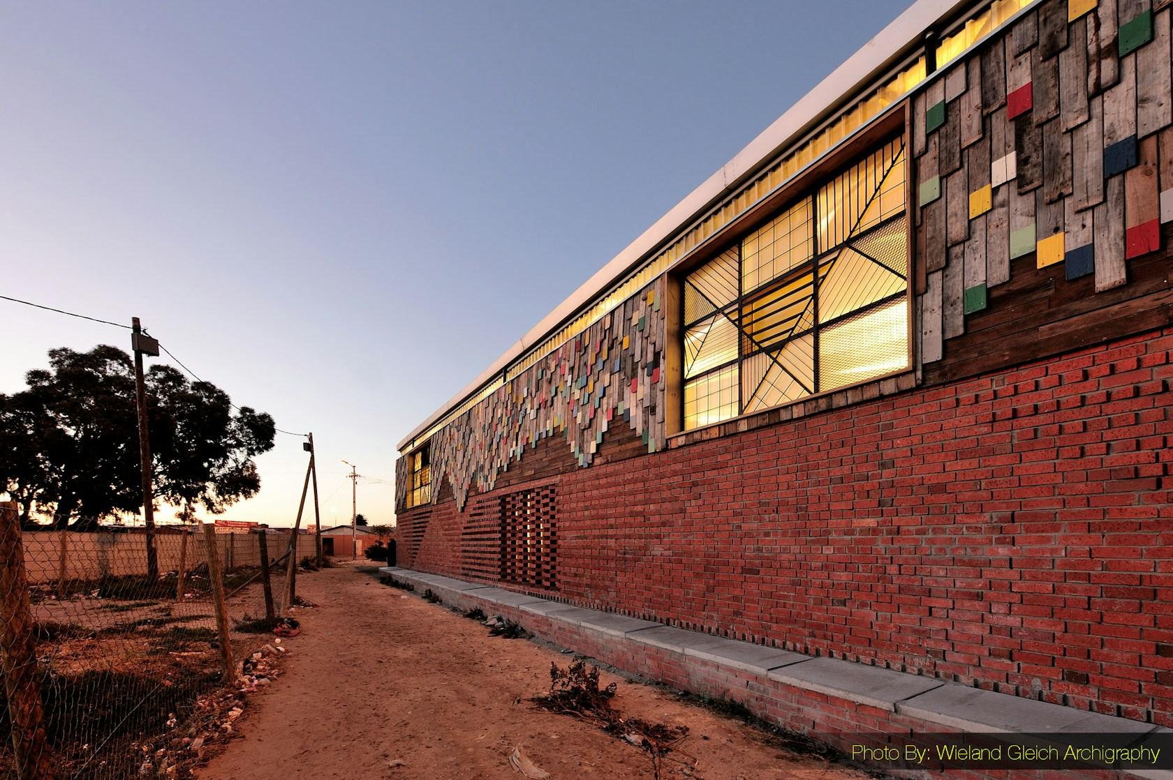 Guga S'Thebe Children's Theatre - image 3