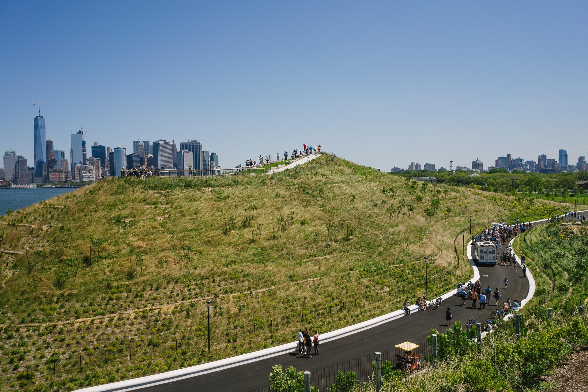 Governors Island Park and Public Space - image 2