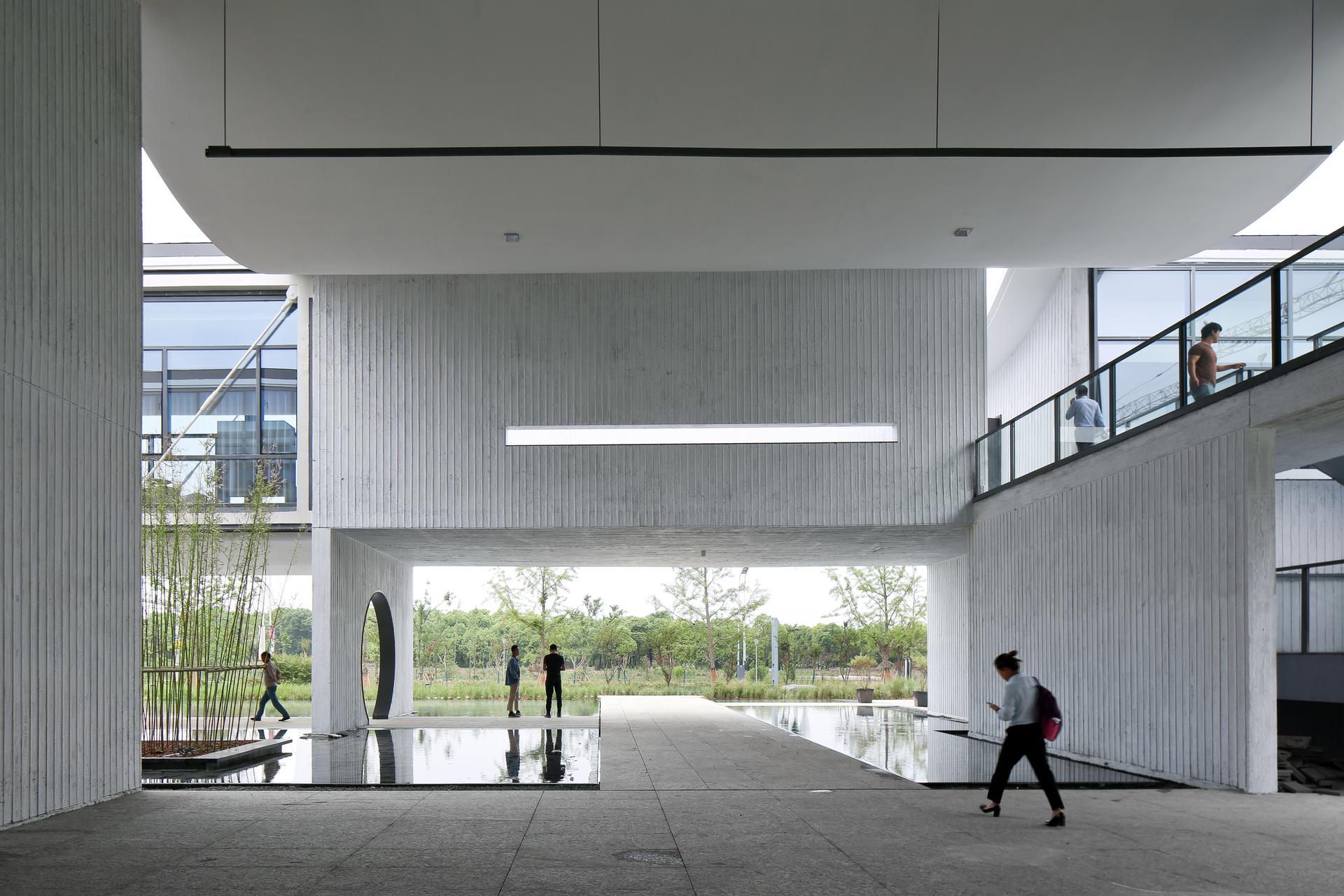 Dongyuan Qianxun Community Center - image 3