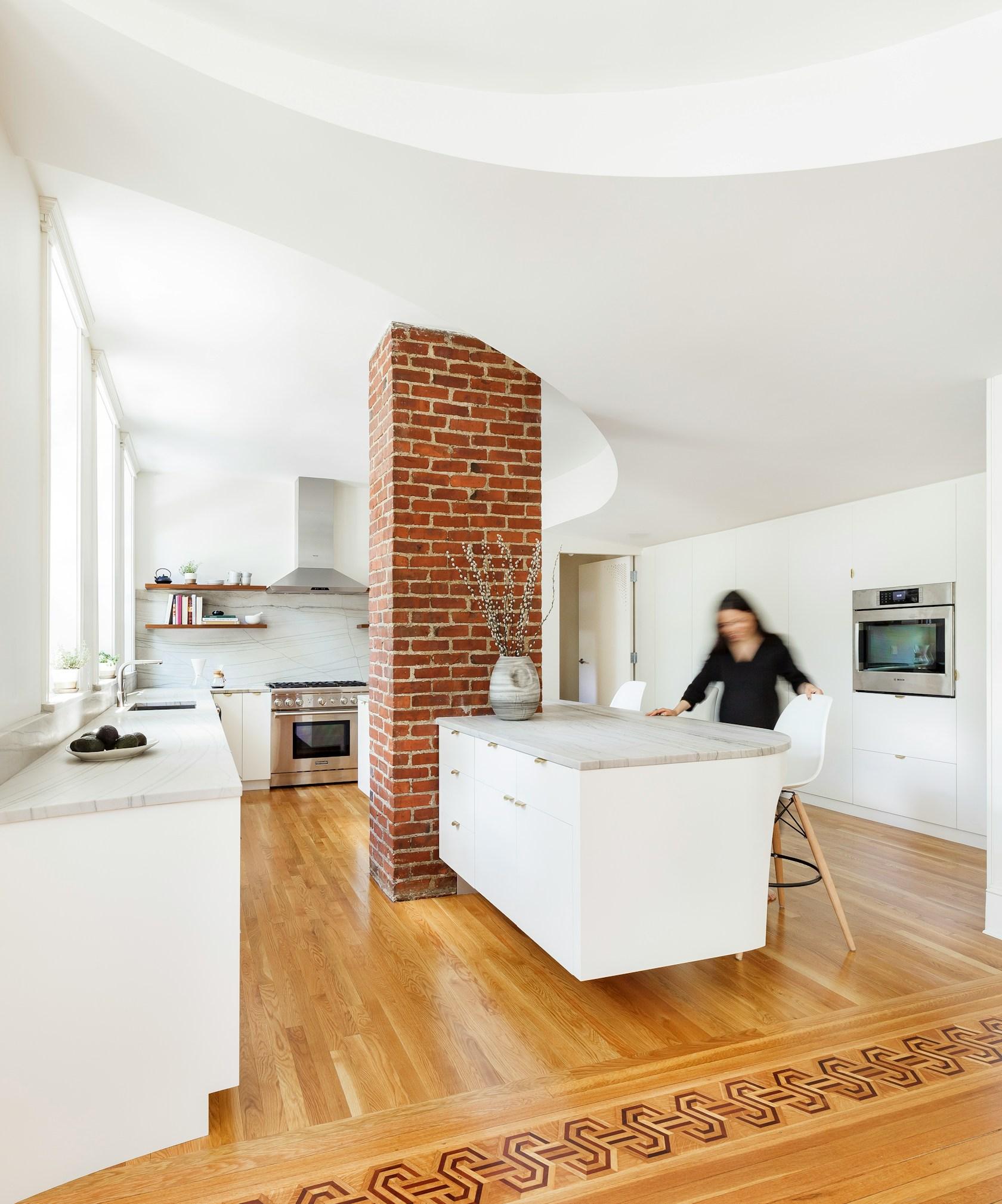 Circle House - image 5