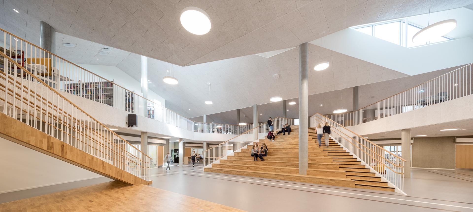 Skovbakke School - image 10