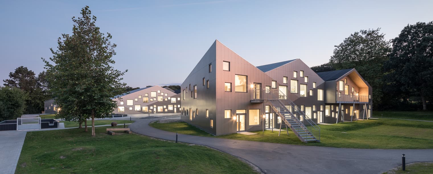 Skovbakke School