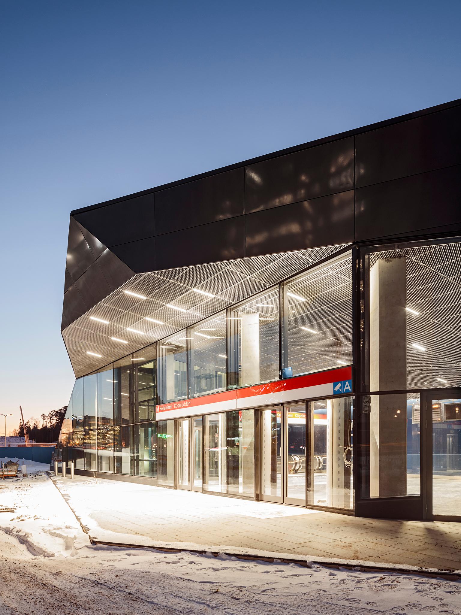 Keilaniemi Metro Station - image 4